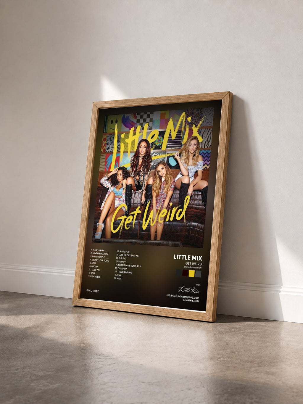 #bois Tableau de l'album Get Weird (Expanded Edition) de Little Mix vu de trois quarts, cadre en bois brut