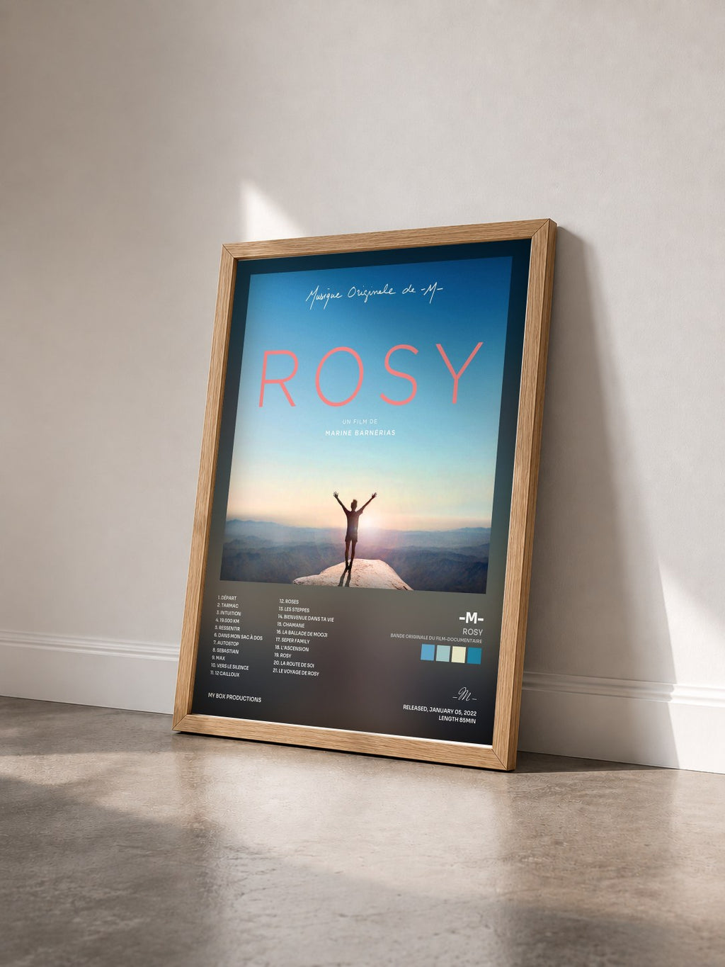 #bois Tableau de l'album ROSY (Bande originale du film-documentaire) de -M- vu de trois quarts, cadre en bois brut