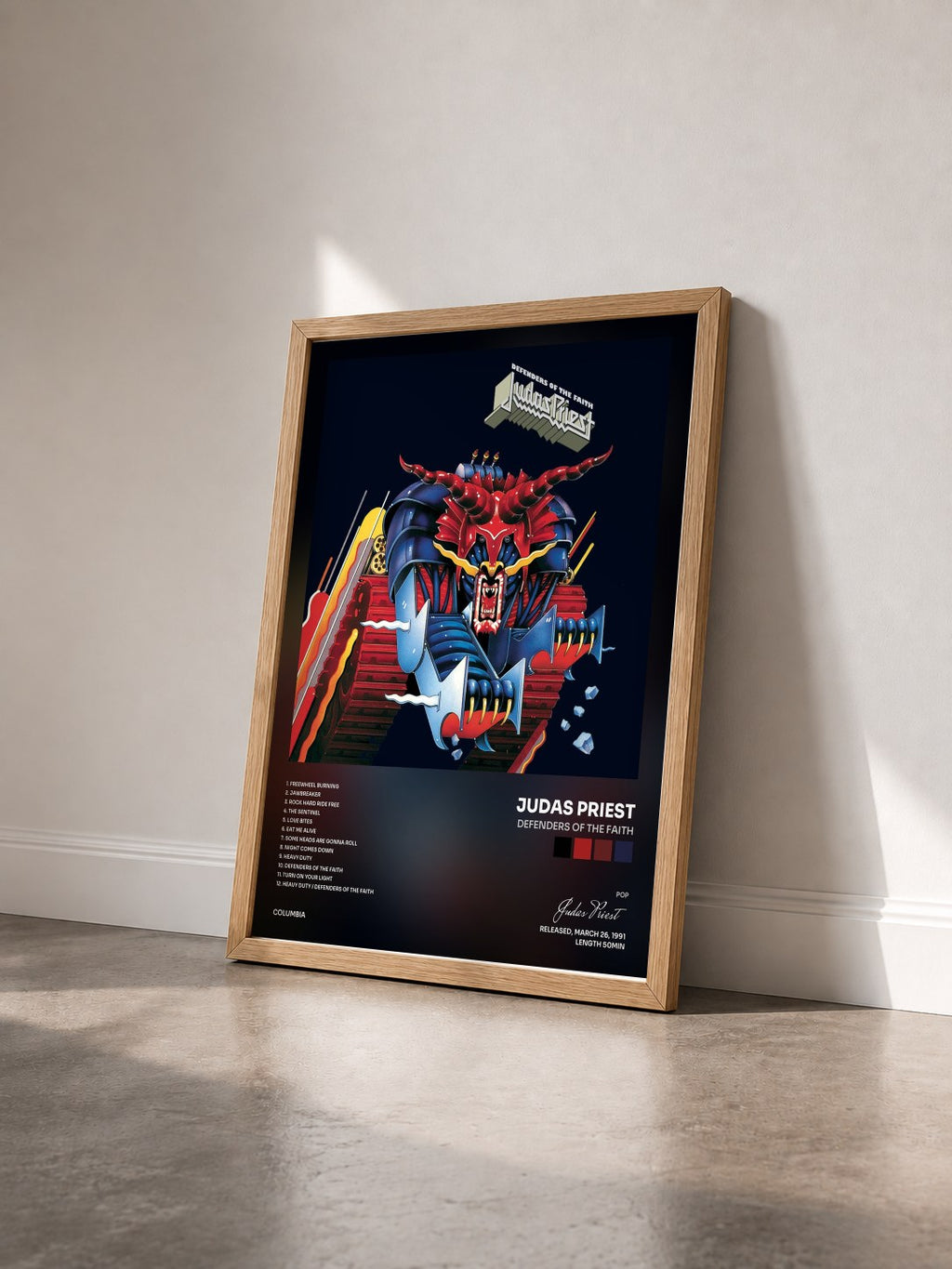 #bois Tableau de l'album Defenders Of The Faith de Judas Priest vu de trois quarts, cadre en bois brut
