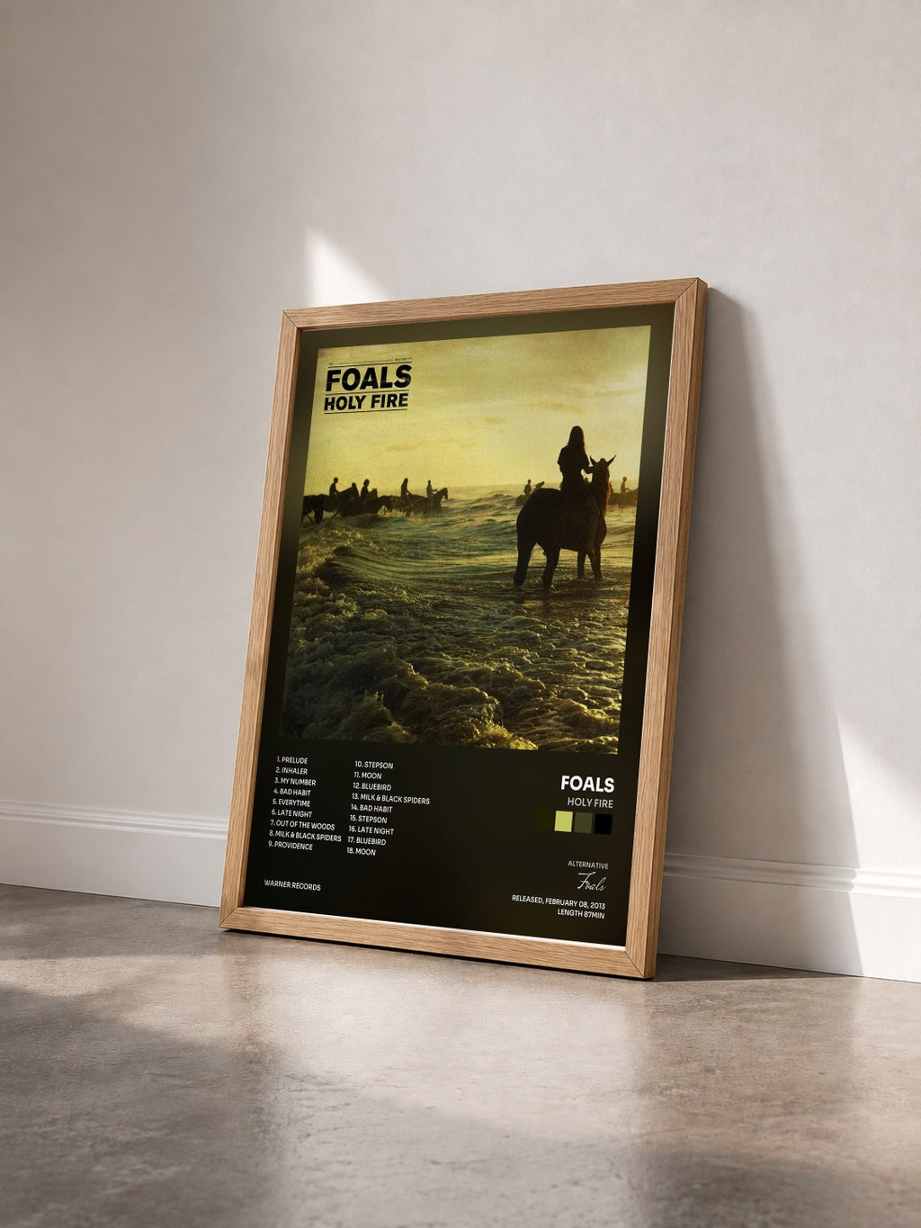 #bois Tableau de l'album Holy Fire de Foals vu de trois quarts, cadre en bois brut