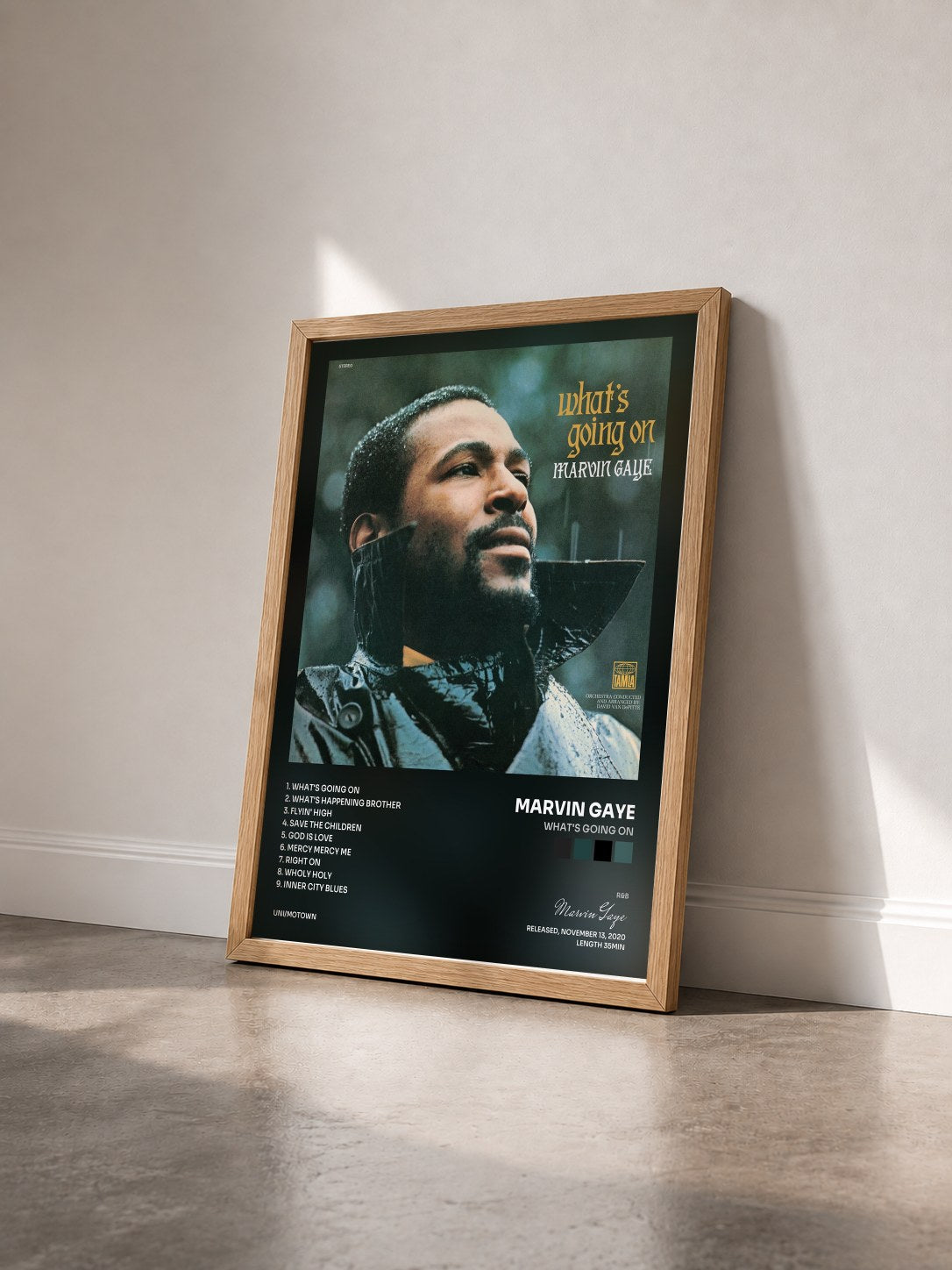 #bois Tableau de l'album What's Going On de Marvin Gaye vu de trois quarts, cadre en bois brut