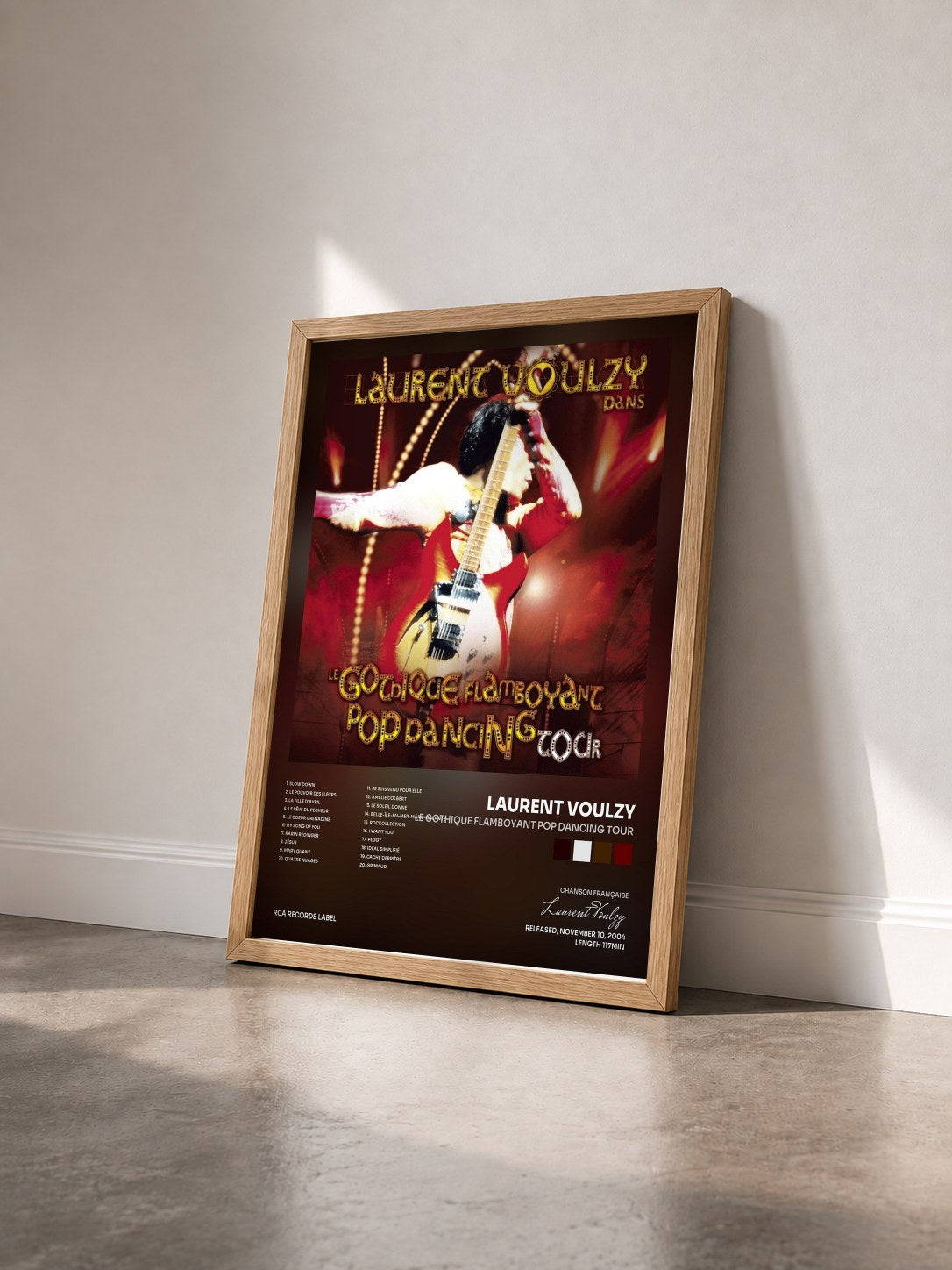 #bois Tableau de l'album Le gothique flamboyant pop dancing tour de Laurent Voulzy vu de trois quarts, cadre en bois brut