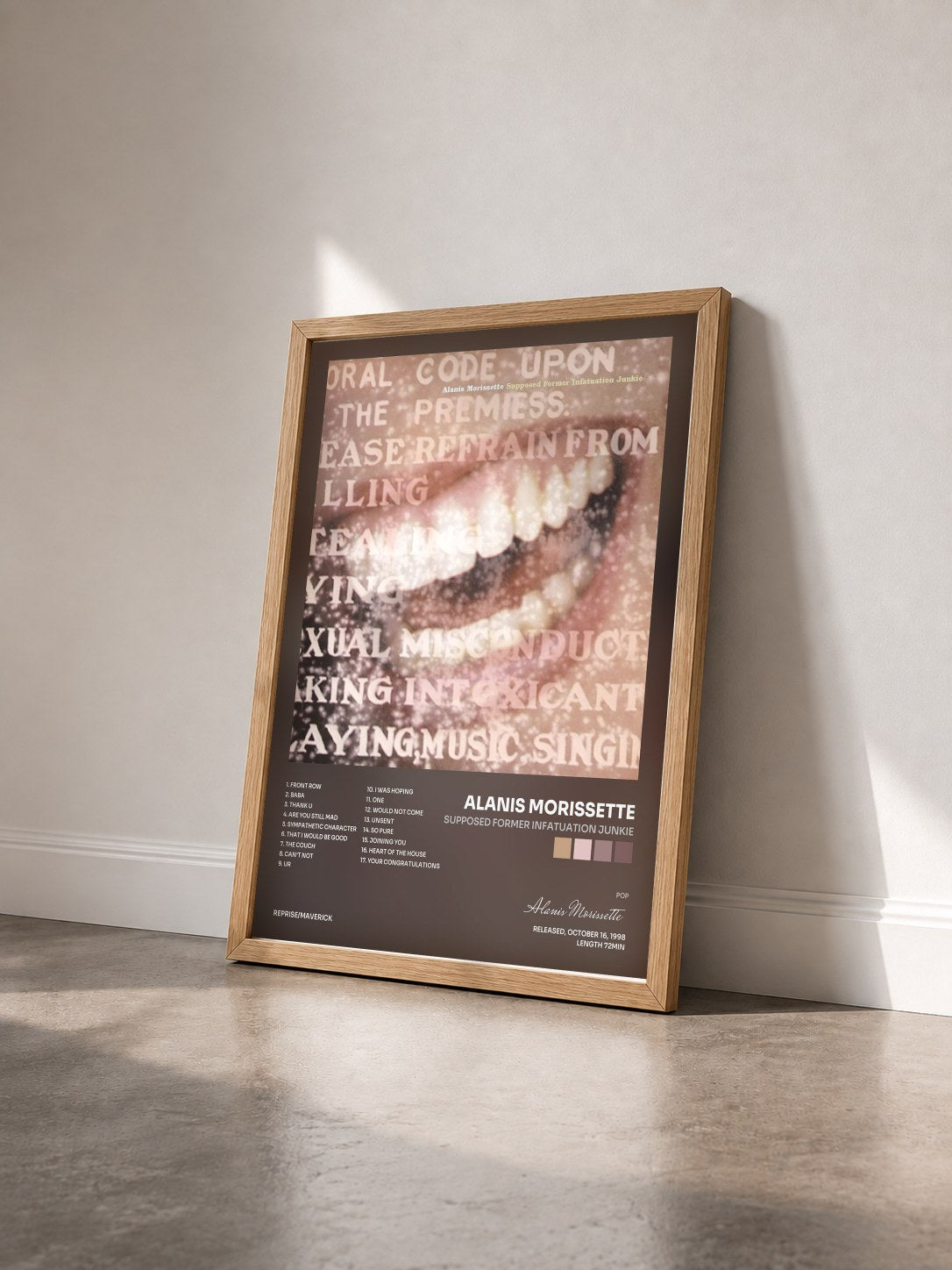 #bois Tableau de l'album Supposed Former Infatuation Junkie de Alanis Morissette vu de trois quarts, cadre en bois brut