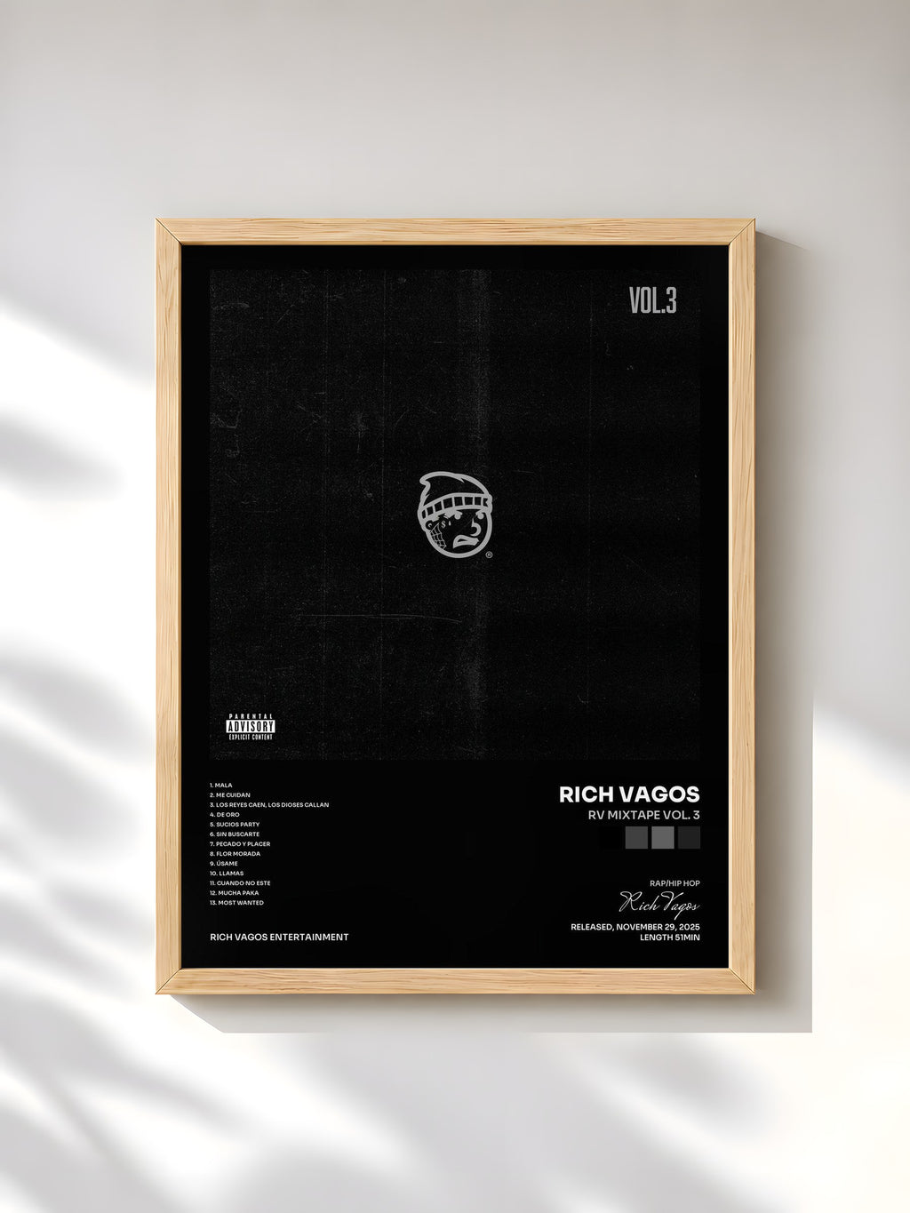 #bois Tableau de l'album RV Mixtape Vol. 3 de Rich Vagos, cadre en bois brut, imprimé et encadré en France