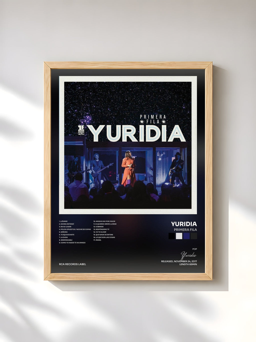 #bois Tableau de l'album Primera Fila de Yuridia, cadre en bois brut, imprimé et encadré en France