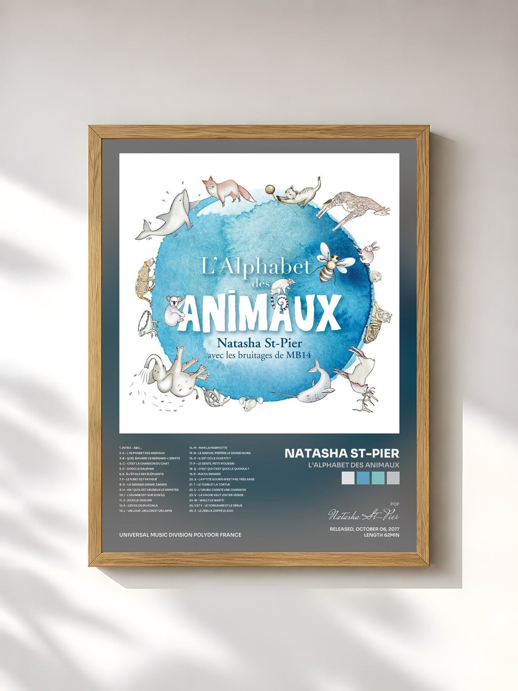 #bois Tableau de l'album L’alphabet des animaux de Natasha St-Pier, cadre en bois brut, imprimé et encadré en France