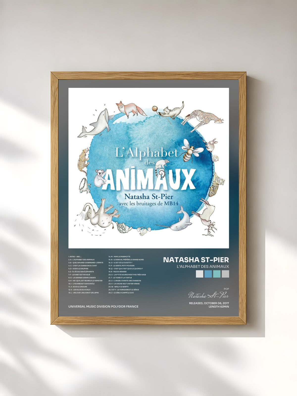 #bois Tableau de l'album L’alphabet des animaux de Natasha St-Pier, cadre en bois brut, imprimé et encadré en France