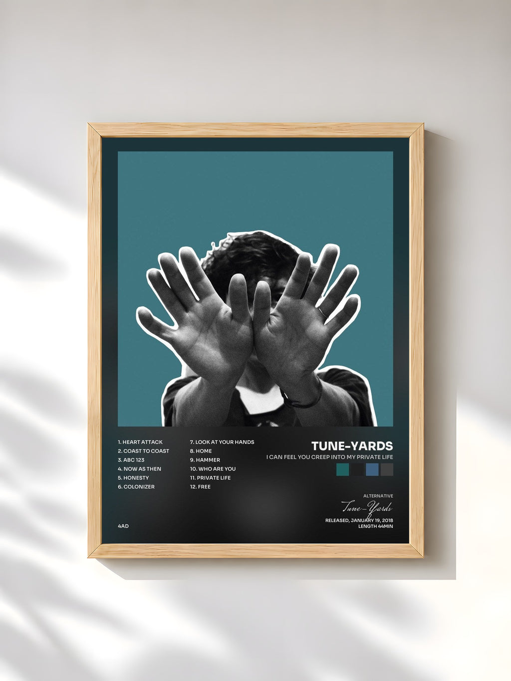 #bois Tableau de l'album I can feel you creep into my private life de Tune-Yards, cadre en bois brut, imprimé et encadré en France