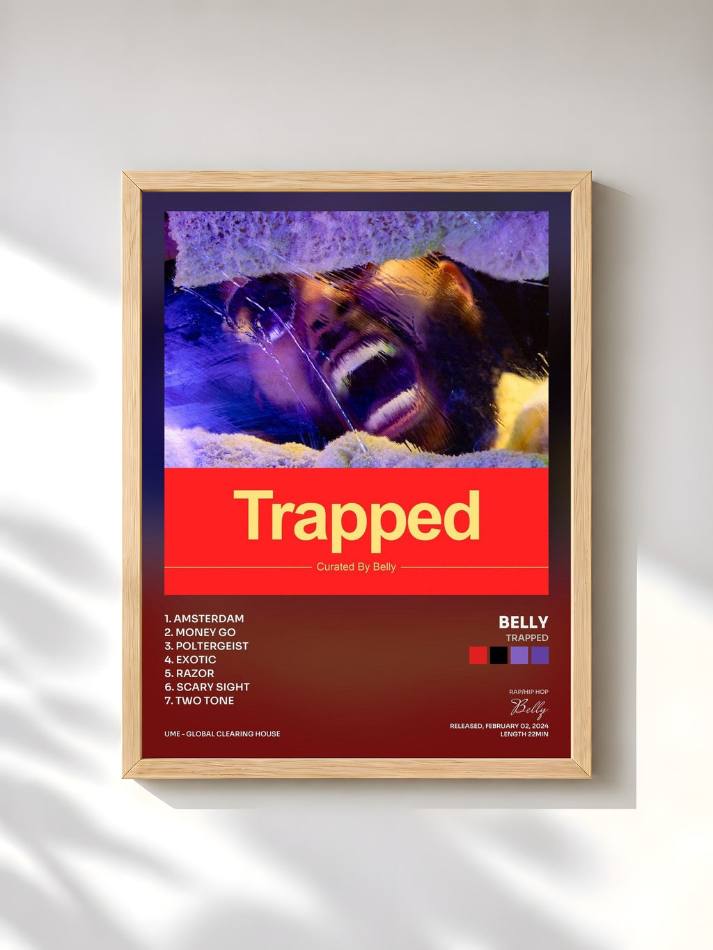 #bois Tableau de l'album Trapped de Belly, cadre en bois brut, imprimé et encadré en France