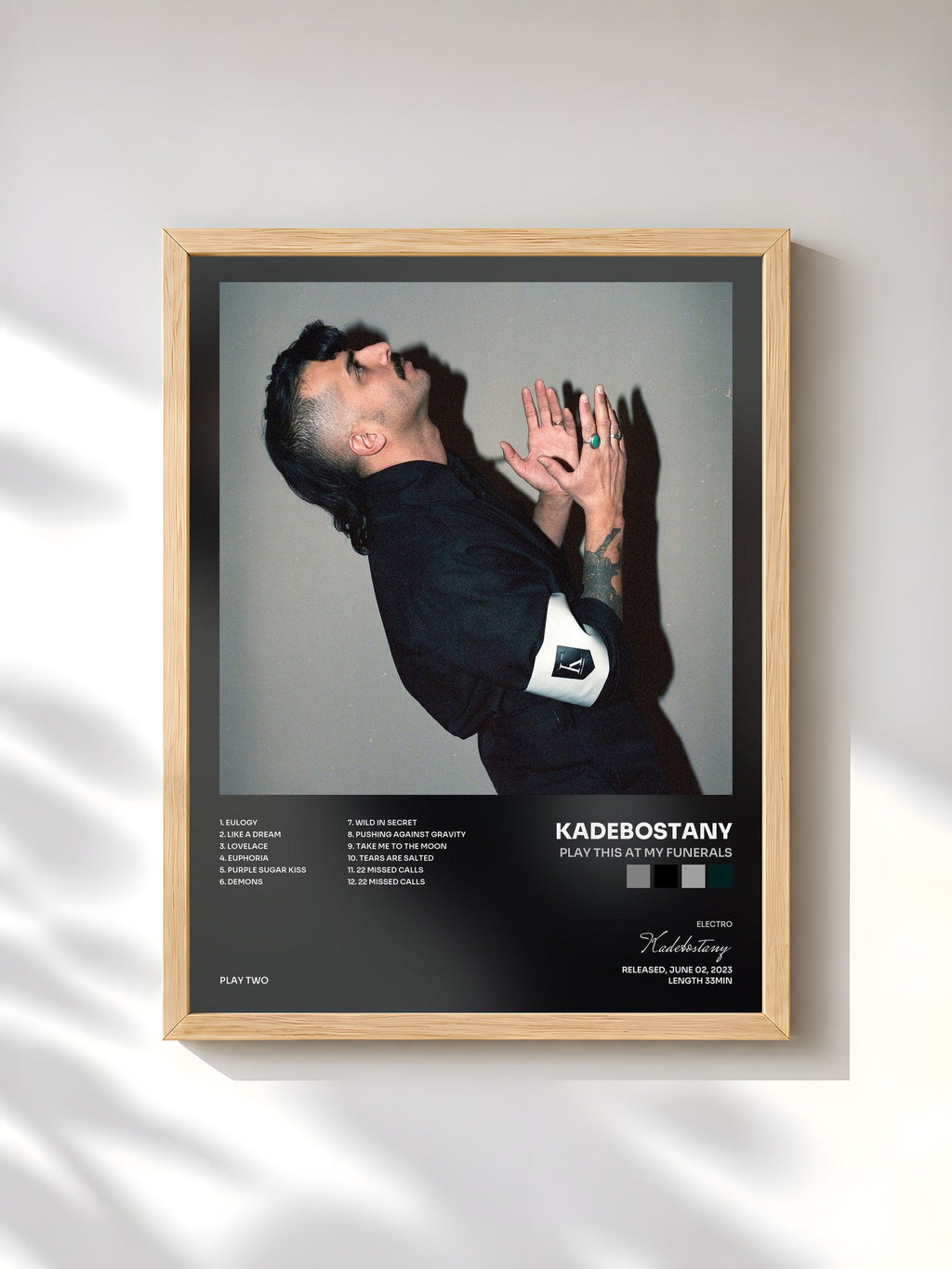 #bois Tableau de l'album Play This At My Funerals de Kadebostany, cadre en bois brut, imprimé et encadré en France