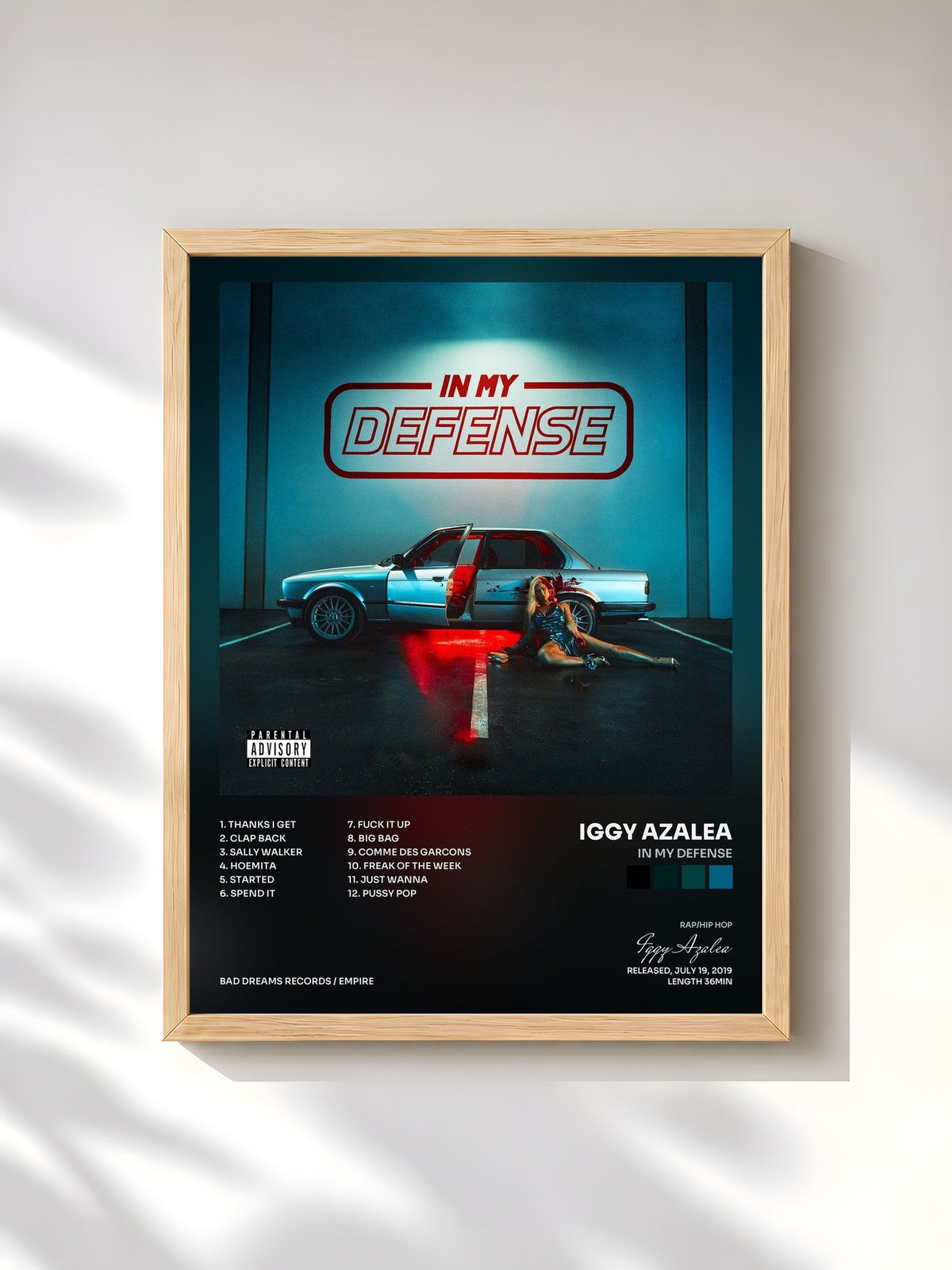 #bois Tableau de l'album In My Defense de Iggy Azalea, cadre en bois brut, imprimé et encadré en France
