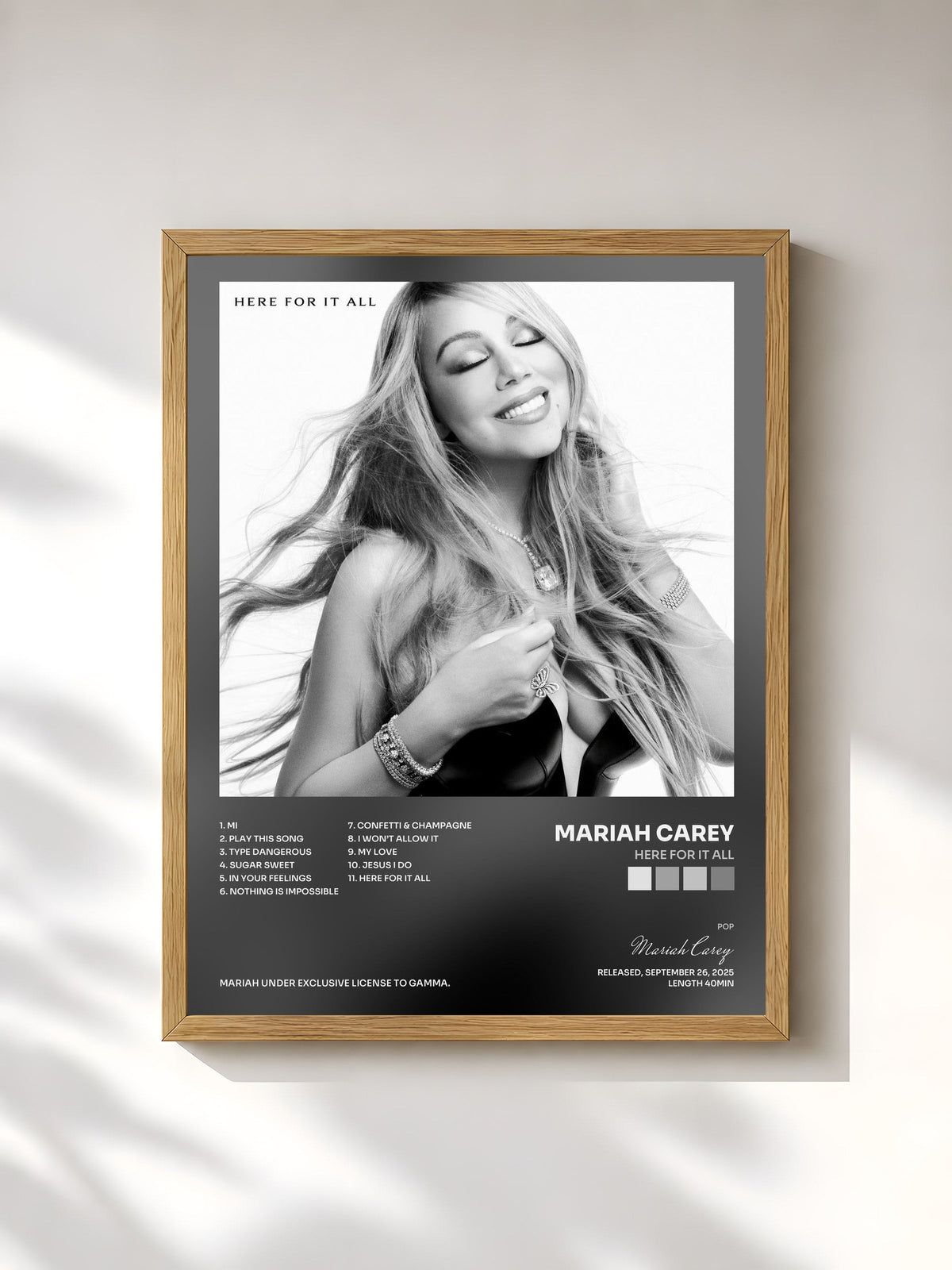 #bois Tableau de l'album Here For It All de Mariah Carey, cadre en bois brut, imprimé et encadré en France