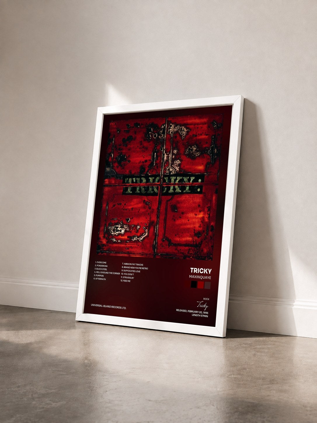 #blanc Tableau de l'album Maxinquaye de Tricky vu de trois quarts, cadre blanc