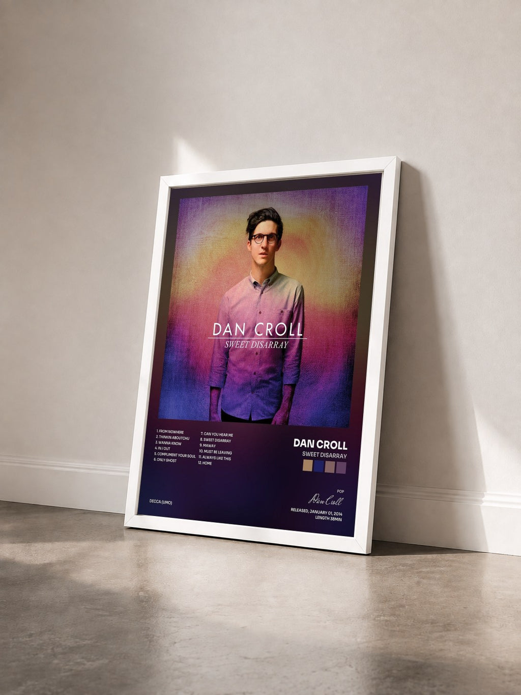 #blanc Tableau de l'album Sweet Disarray de Dan Croll vu de trois quarts, cadre blanc