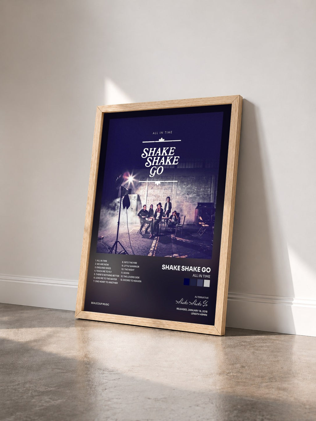 #bois Tableau de l'album All in Time de Shake Shake Go vu de trois quarts, cadre en bois brut