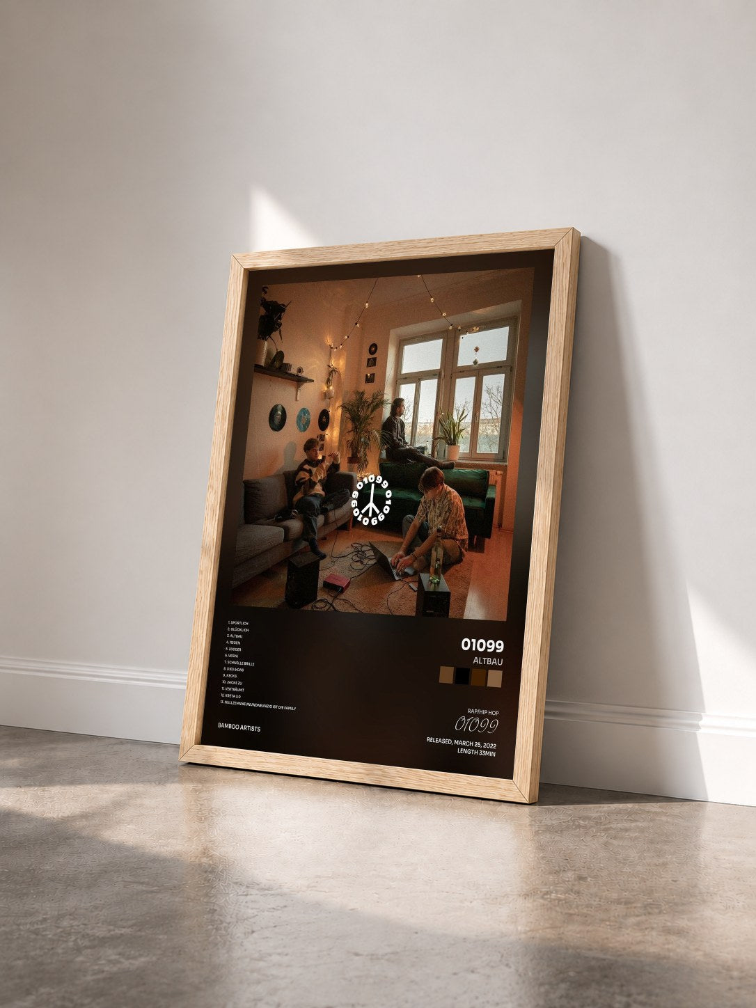 #bois Tableau de l'album Altbau de 01099 vu de trois quarts, cadre en bois brut
