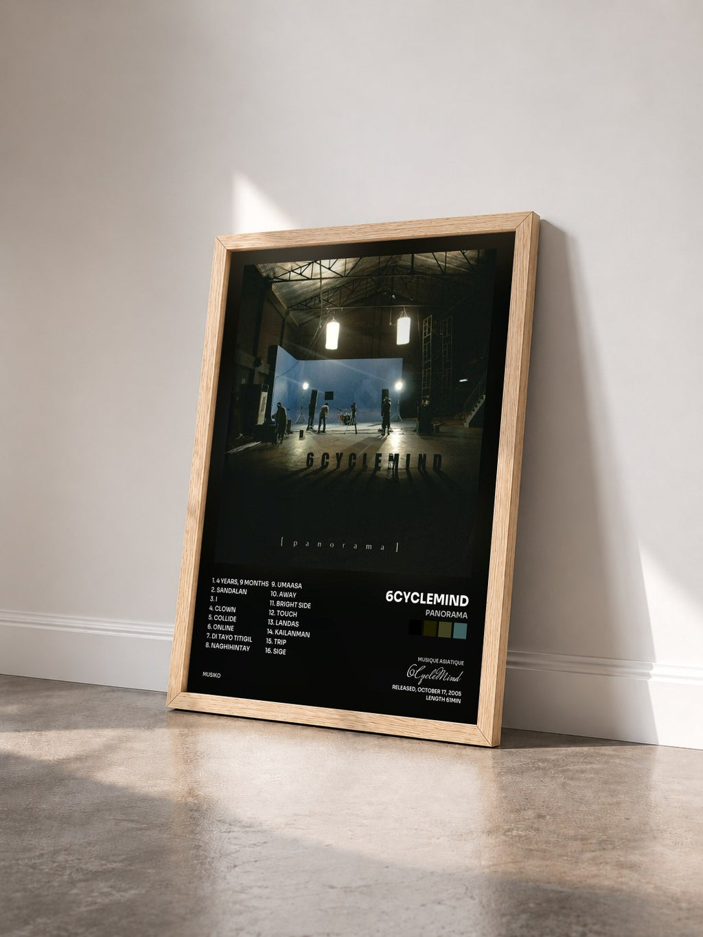 #bois Tableau de l'album Panorama de 6CycleMind vu de trois quarts, cadre en bois brut