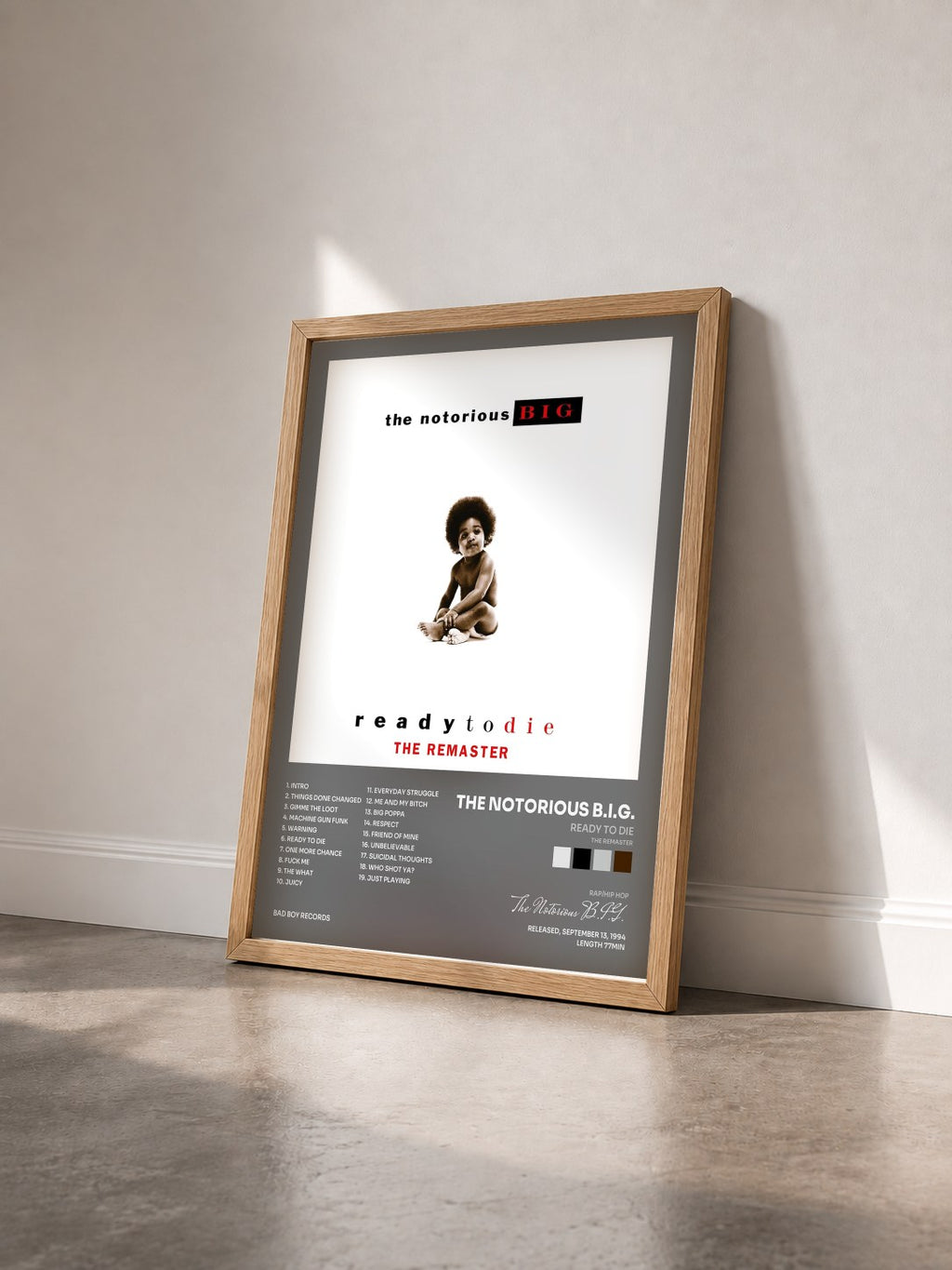 #bois Tableau de l'album Ready to Die (The Remaster) de The Notorious B.I.G. vu de trois quarts, cadre en bois brut