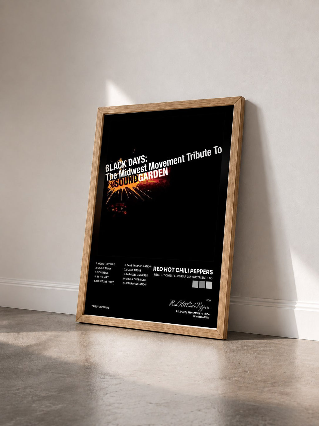 #bois Tableau de l'album Red Hot Chili Peppers:a Guitar Tribute To de Red Hot Chili Peppers vu de trois quarts, cadre en bois brut