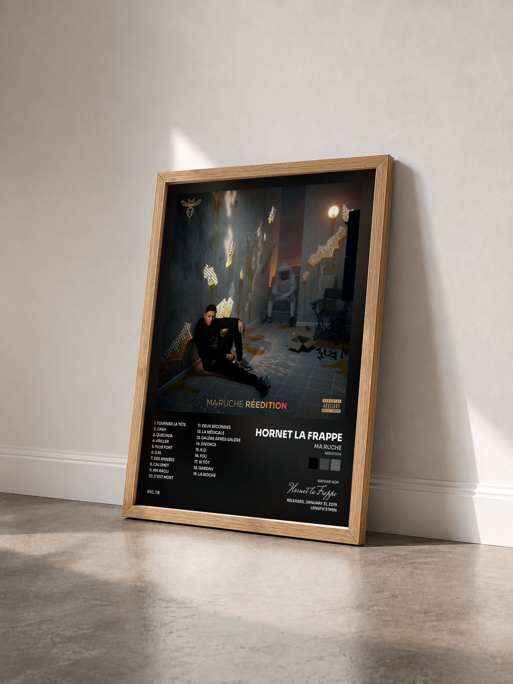 #bois Tableau de l'album Ma ruche (Réédition) de Hornet la Frappe vu de trois quarts, cadre en bois brut