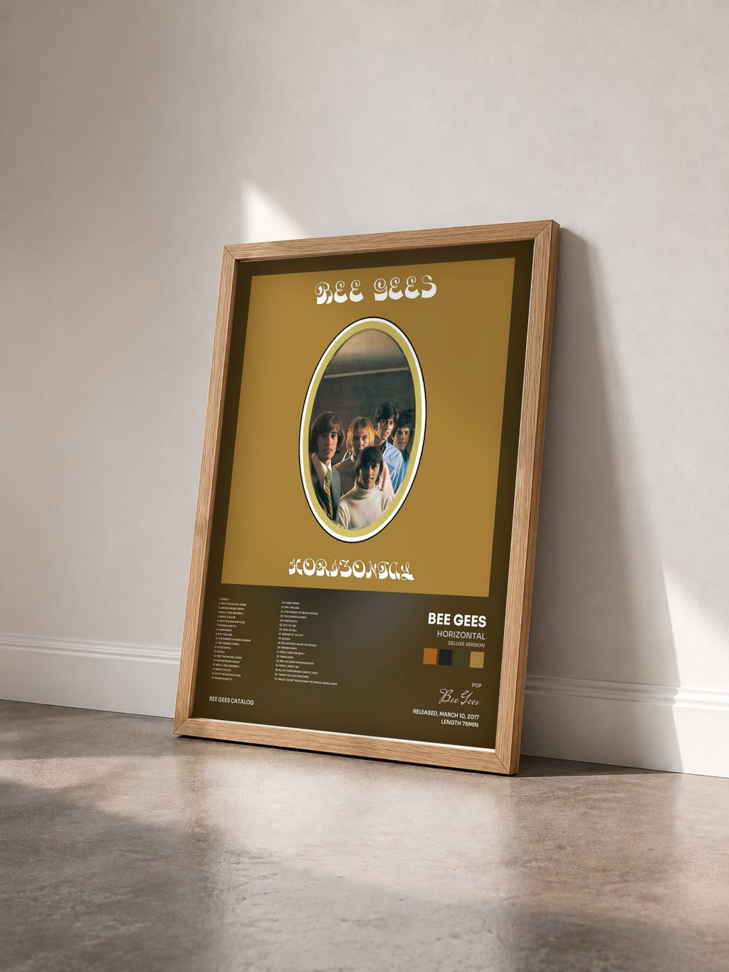 #bois Tableau de l'album Horizontal (Deluxe Version) de Bee Gees vu de trois quarts, cadre en bois brut
