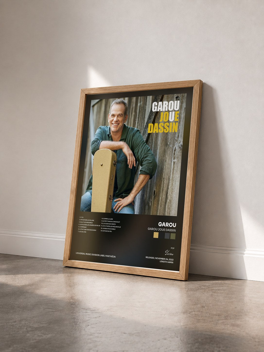 #bois Tableau de l'album Garou joue Dassin de Garou vu de trois quarts, cadre en bois brut