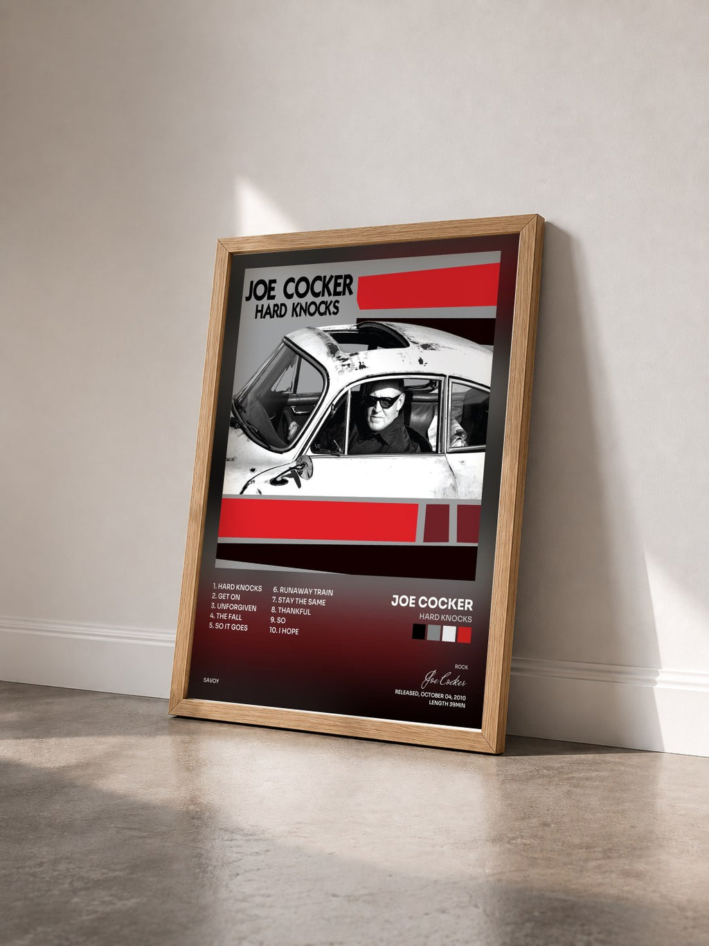 #bois Tableau de l'album Hard Knocks de Joe Cocker vu de trois quarts, cadre en bois brut