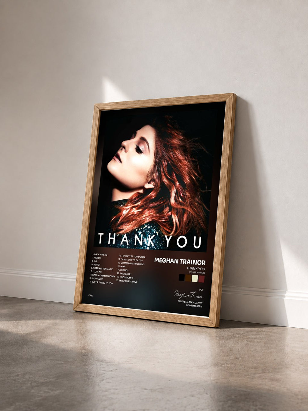#bois Tableau de l'album Thank You (Deluxe Version) de Meghan Trainor vu de trois quarts, cadre en bois brut