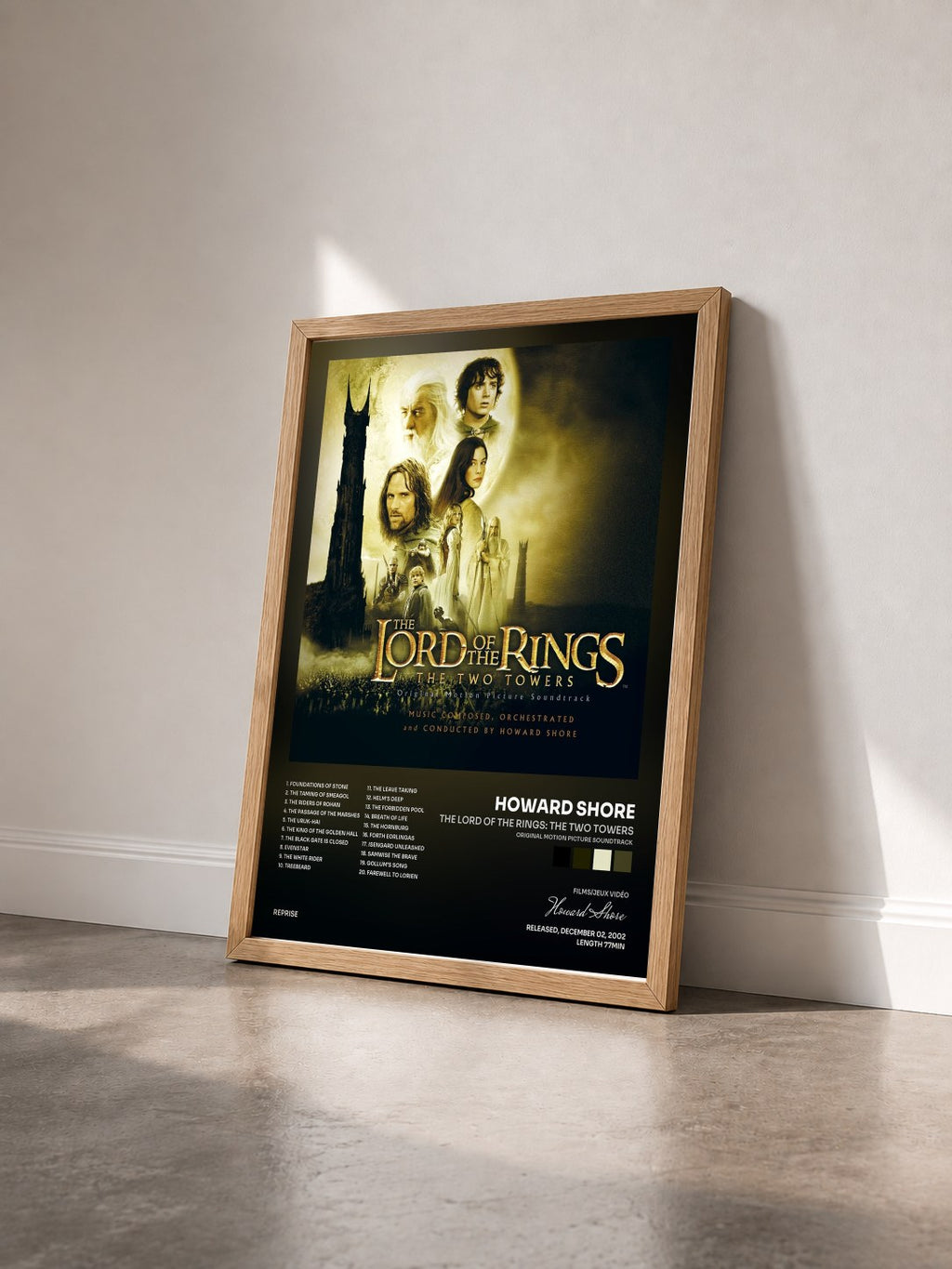 #bois Tableau de l'album The Lord of the Rings: The Two Towers (Original Motion Picture Soundtrack) de Howard Shore vu de trois quarts, cadre en bois brut