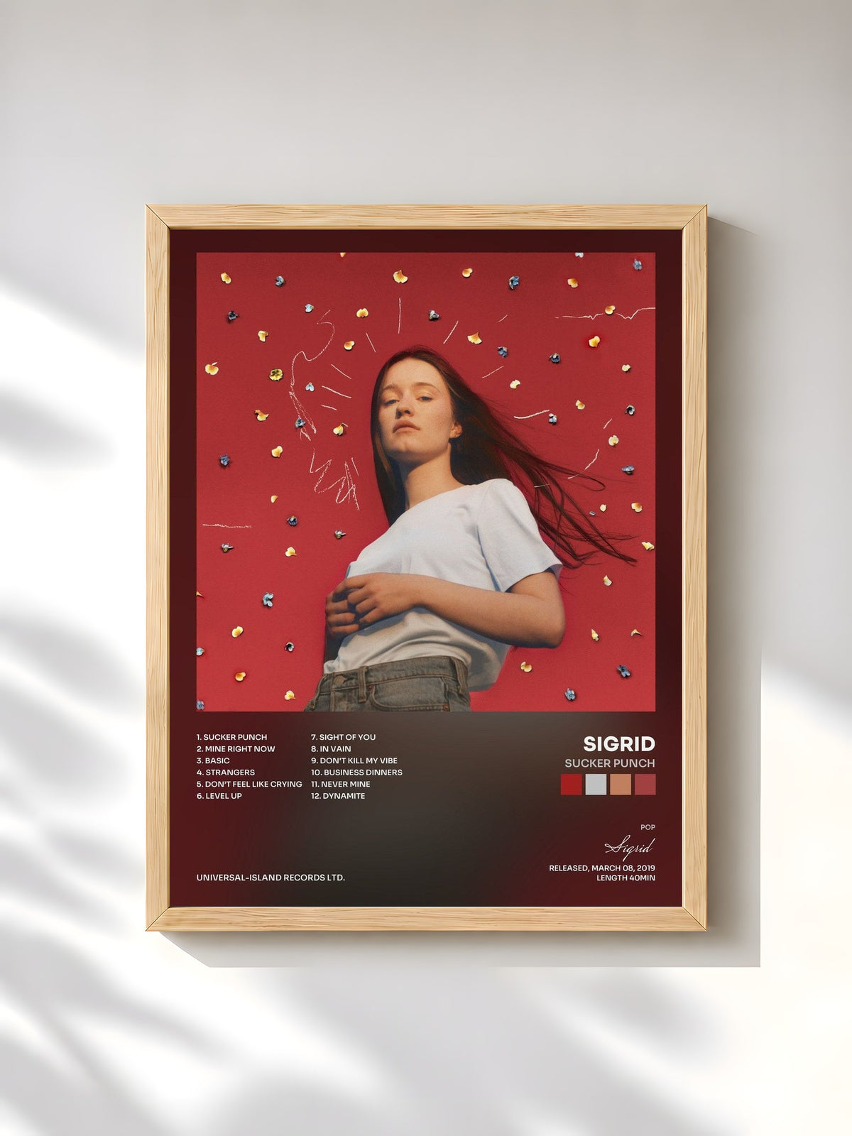 #bois Tableau de l'album Sucker Punch de Sigrid, cadre en bois brut, imprimé et encadré en France