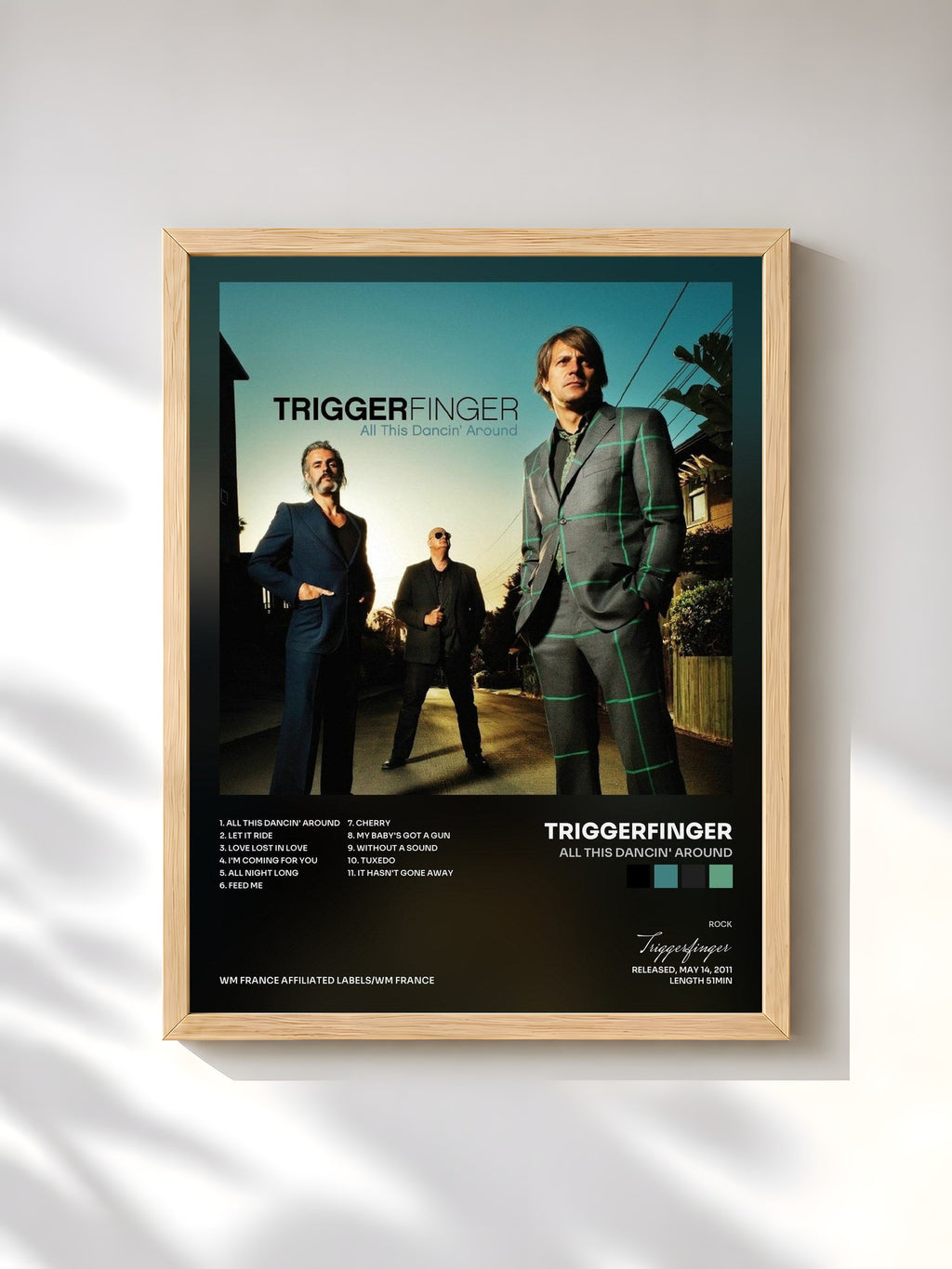 #bois Tableau de l'album All This Dancin' Around de Triggerfinger, cadre en bois brut, imprimé et encadré en France