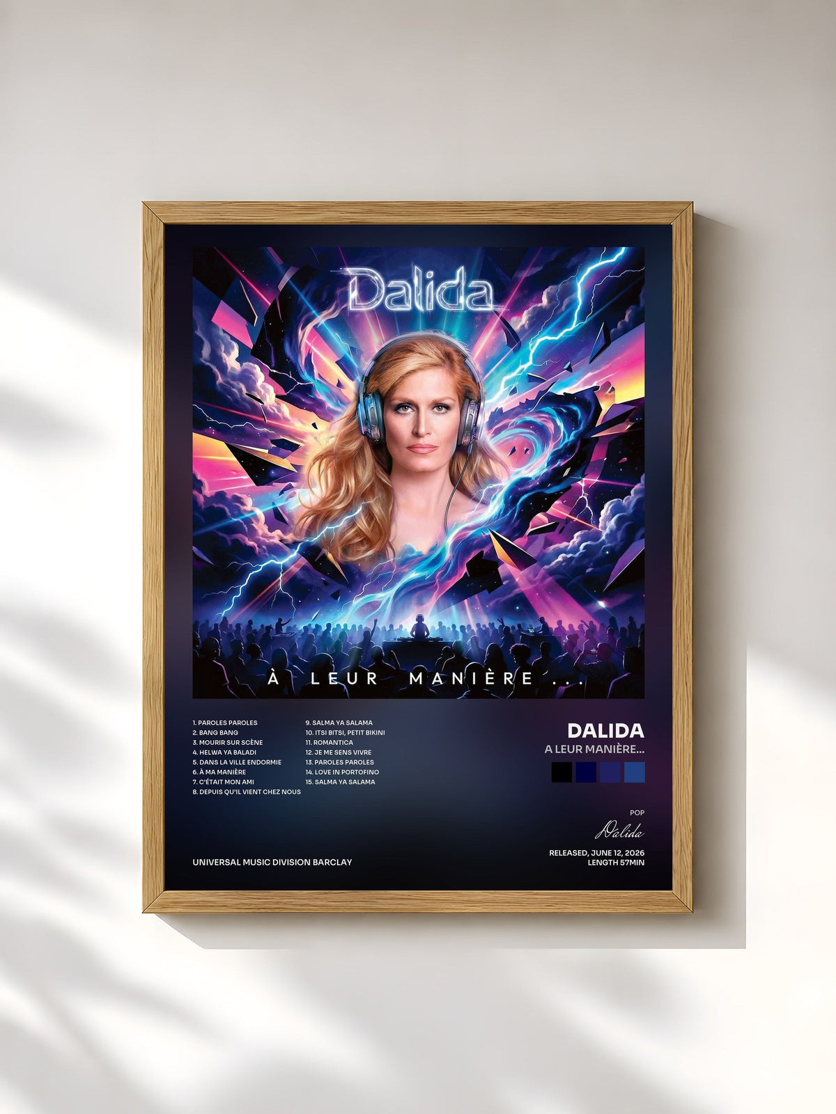 #bois Tableau de l'album A leur manière... de Dalida, cadre en bois brut, imprimé et encadré en France