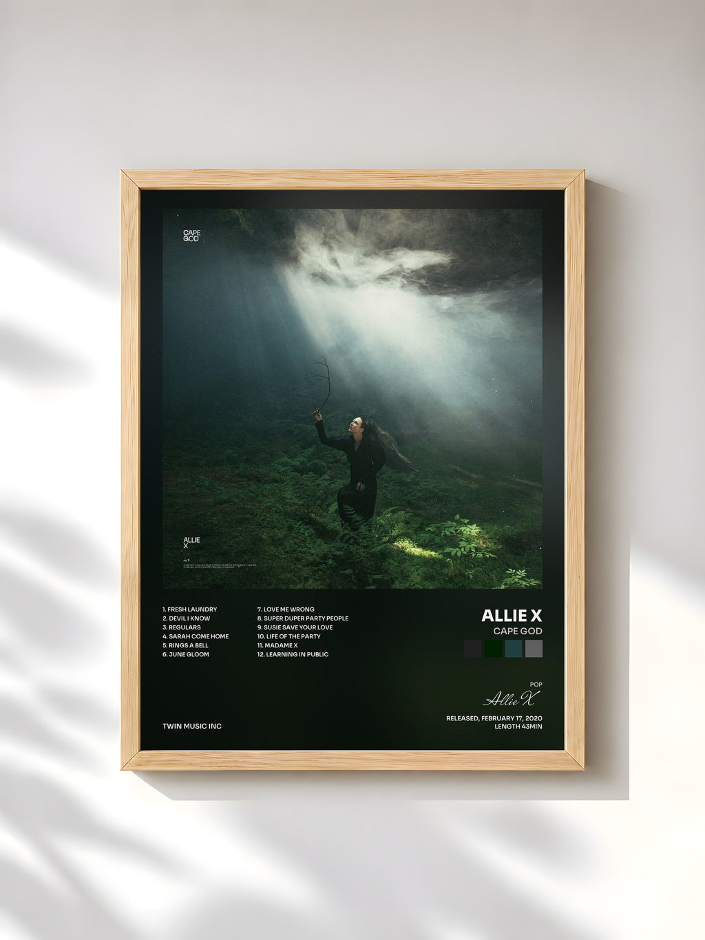 #bois Tableau de l'album Cape God de Allie X, cadre en bois brut, imprimé et encadré en France