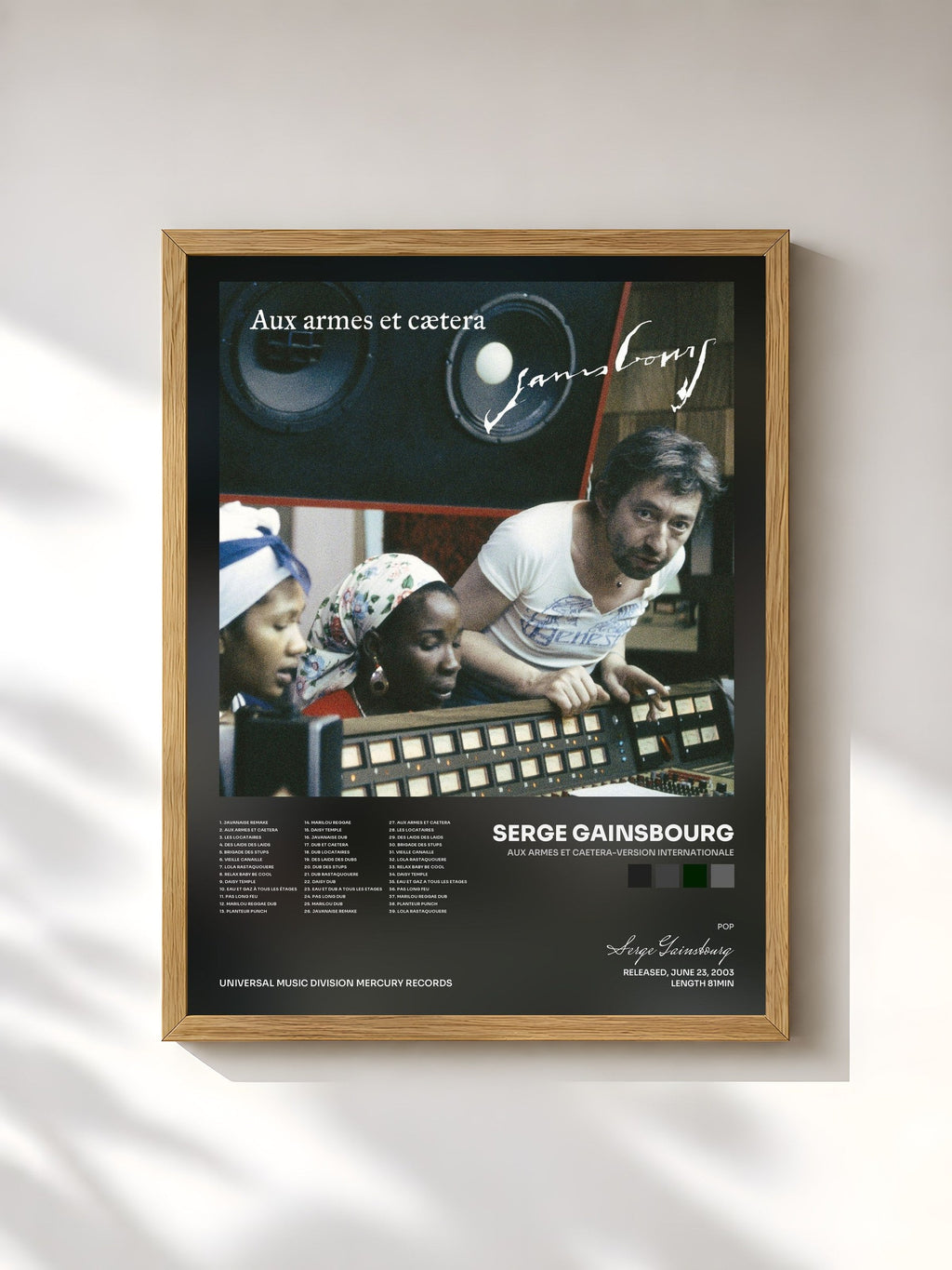 #bois Tableau de l'album Aux Armes Et Caetera-Version Internationale de Serge Gainsbourg, cadre en bois brut, imprimé et encadré en France