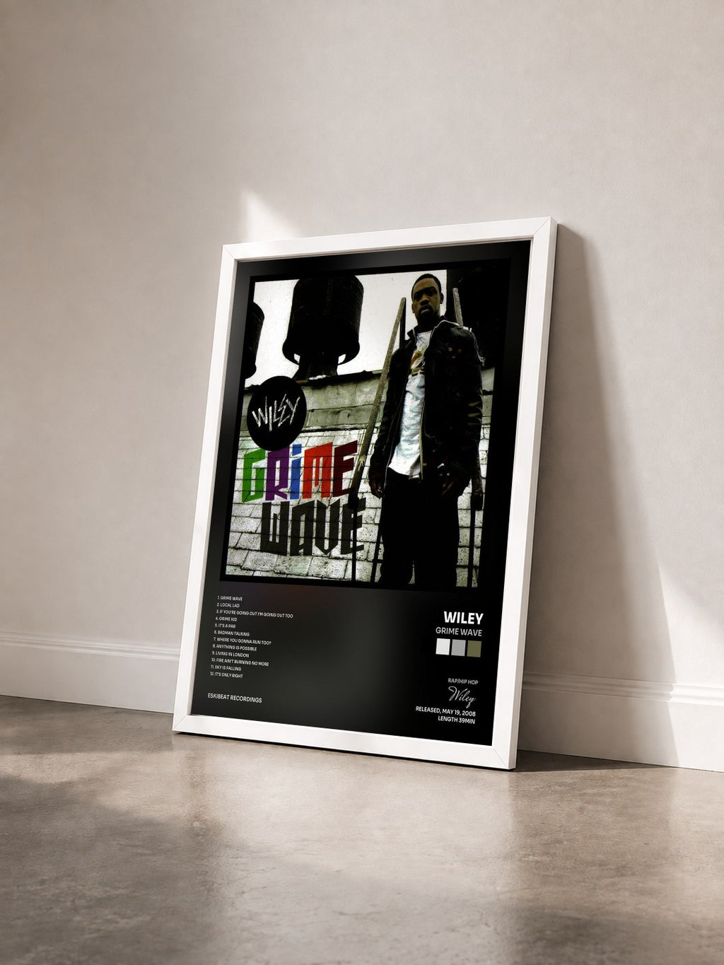 #blanc Tableau de l'album Grime Wave de Wiley vu de trois quarts, cadre blanc