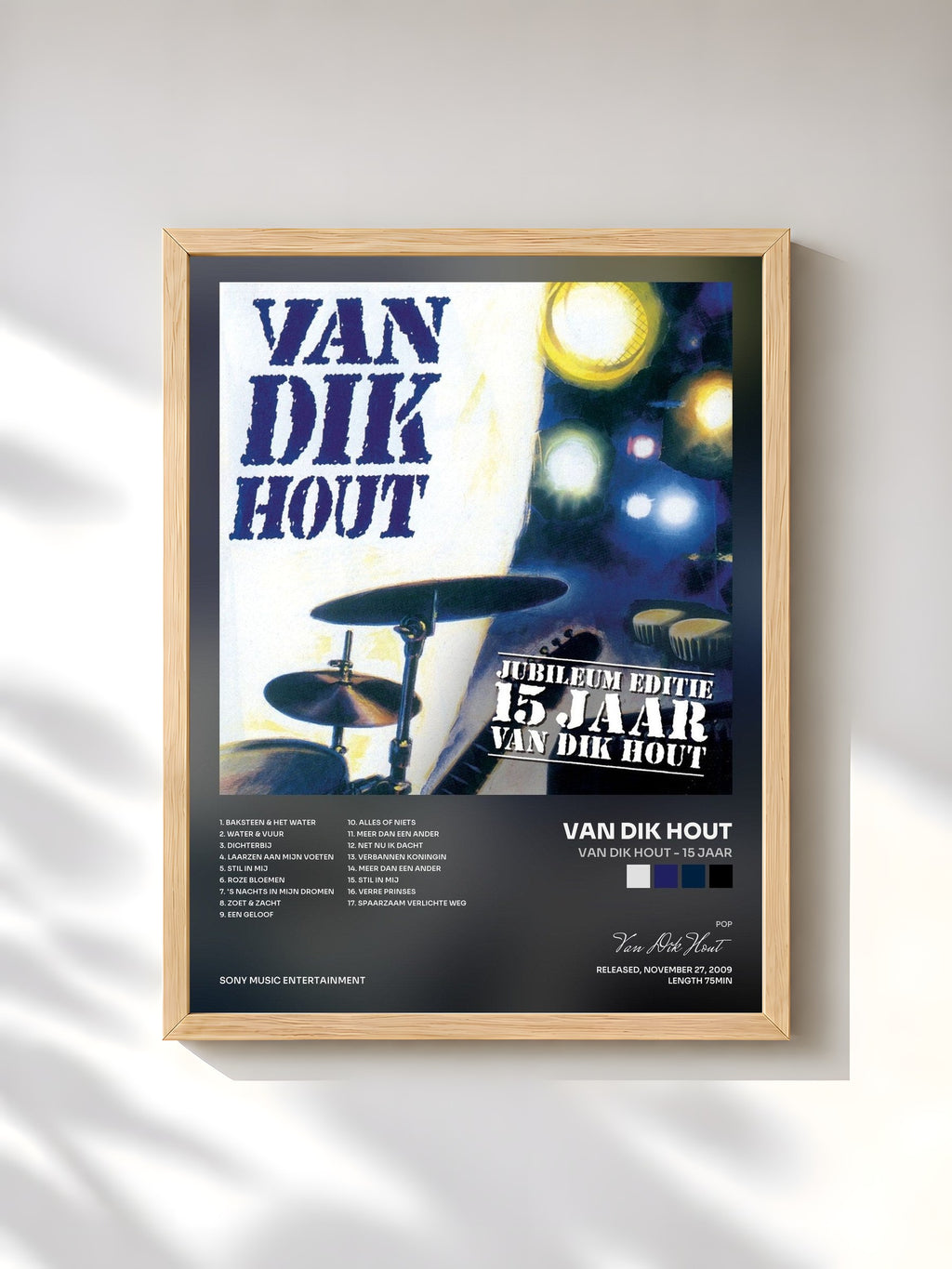 #bois Tableau de l'album Van Dik Hout - 15 Jaar de Van Dik Hout, cadre en bois brut, imprimé et encadré en France