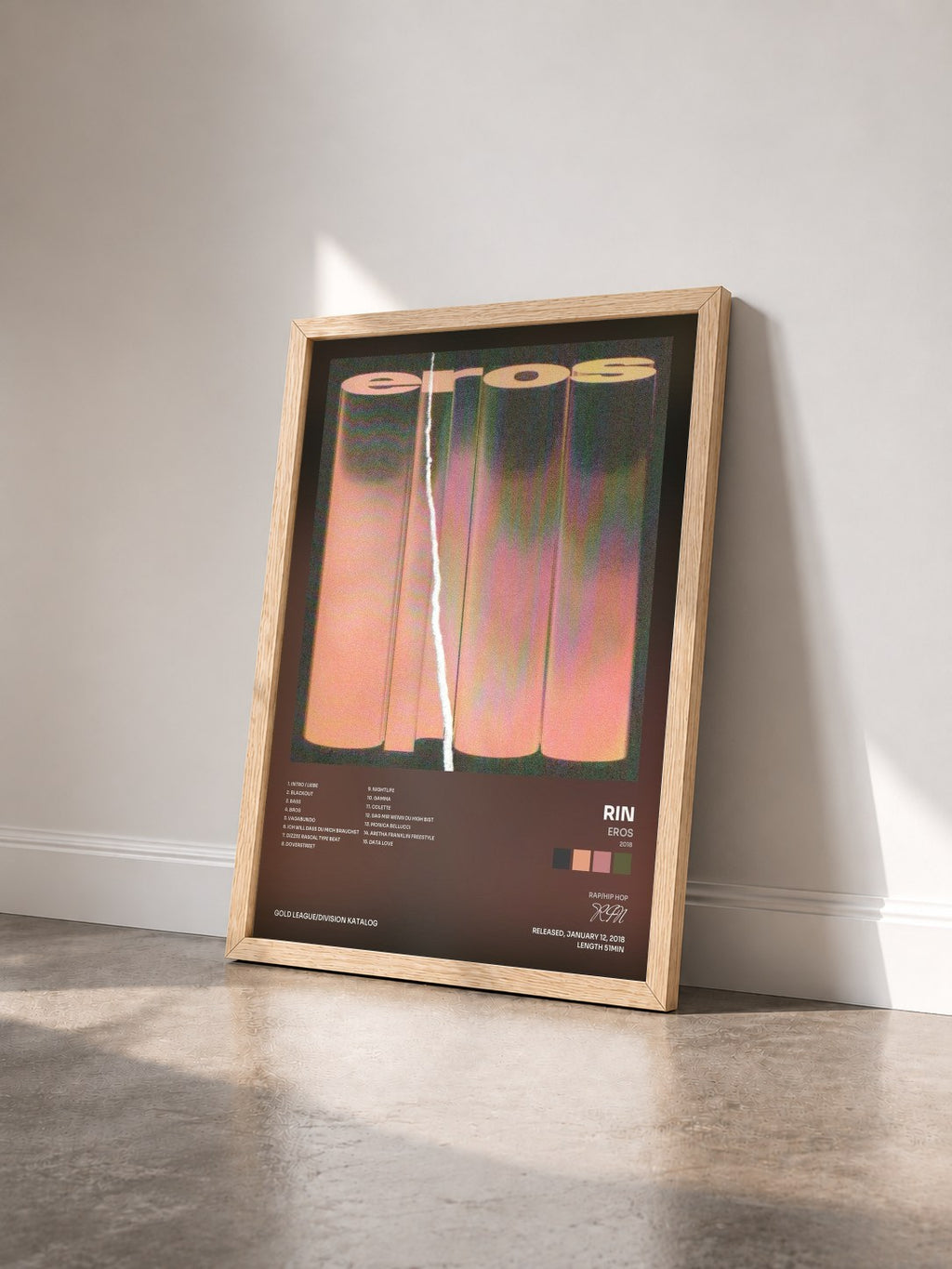 #bois Tableau de l'album EROS (2018) de RIN vu de trois quarts, cadre en bois brut