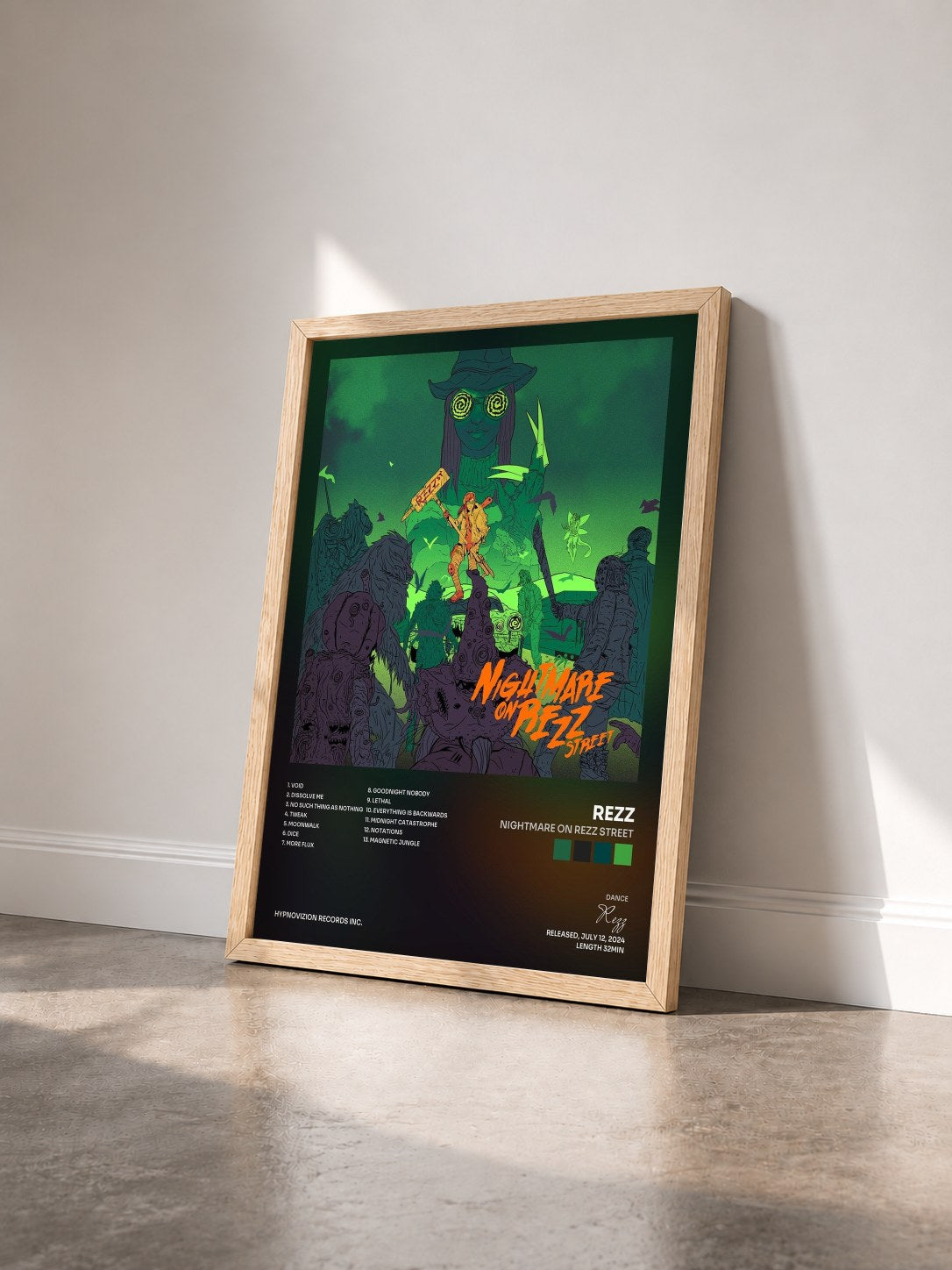 #bois Tableau de l'album Nightmare On Rezz Street de Rezz vu de trois quarts, cadre en bois brut