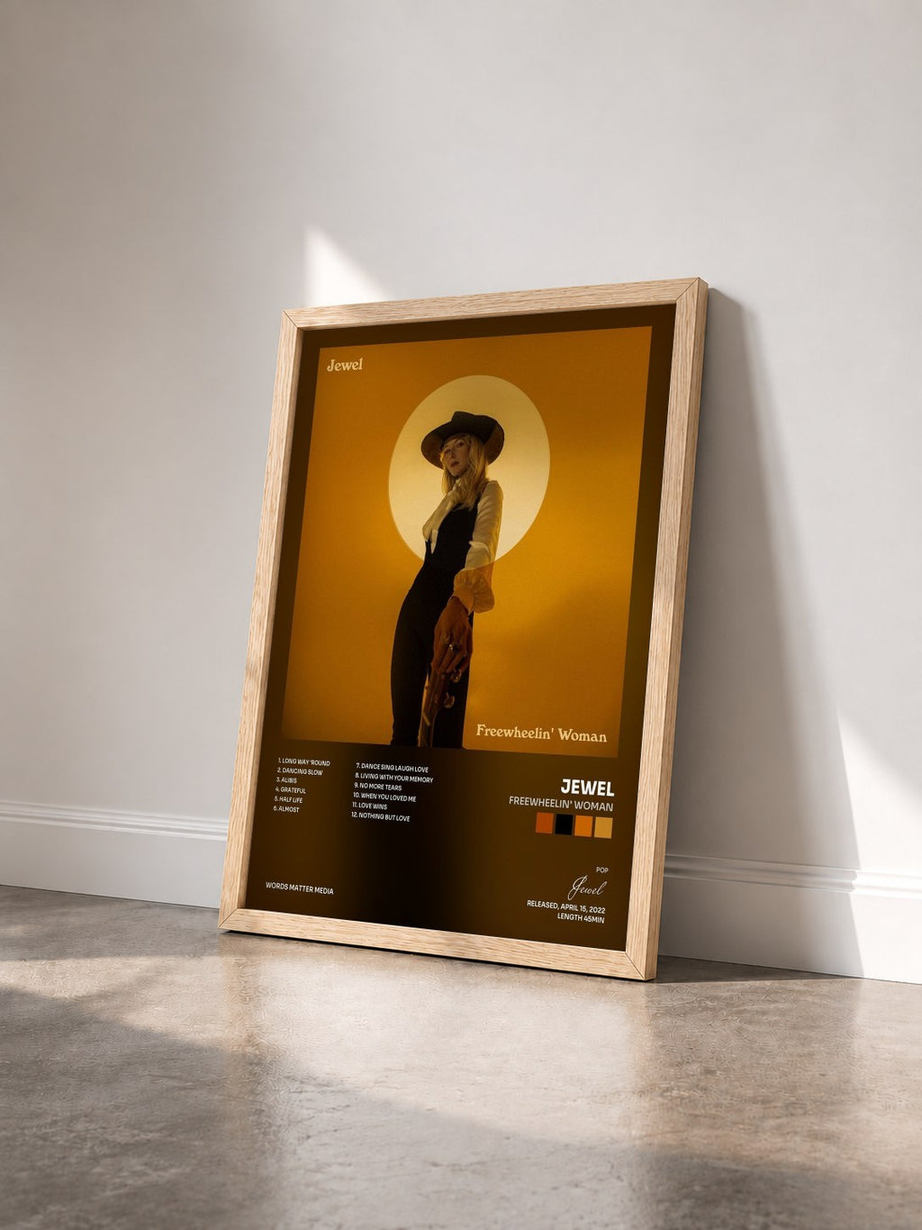 #bois Tableau de l'album Freewheelin' Woman de Jewel vu de trois quarts, cadre en bois brut