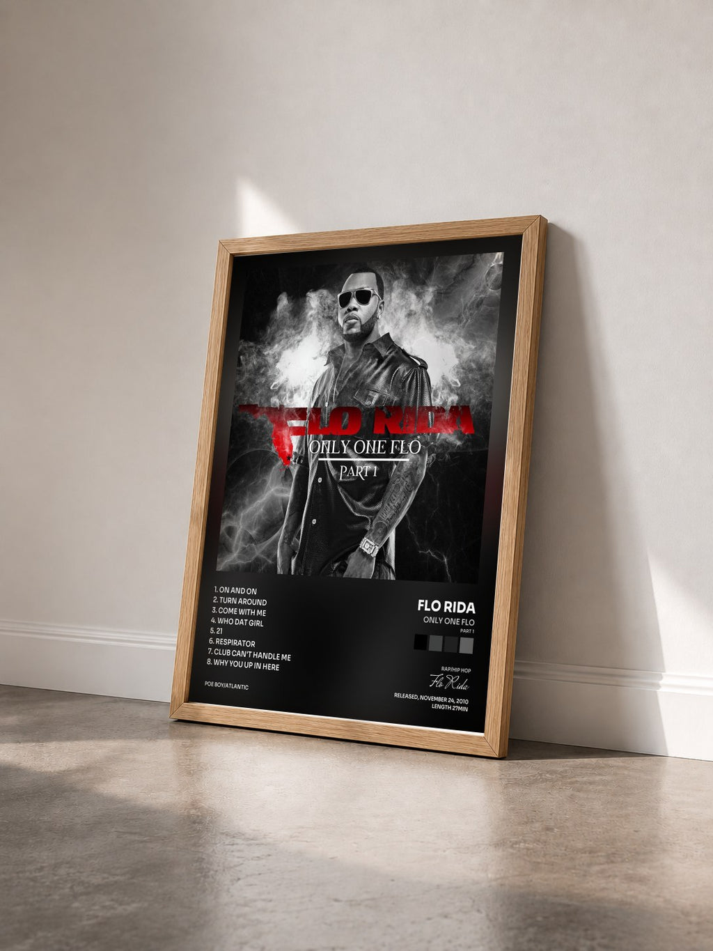 #bois Tableau de l'album Only One Flo (Part 1) de Flo Rida vu de trois quarts, cadre en bois brut