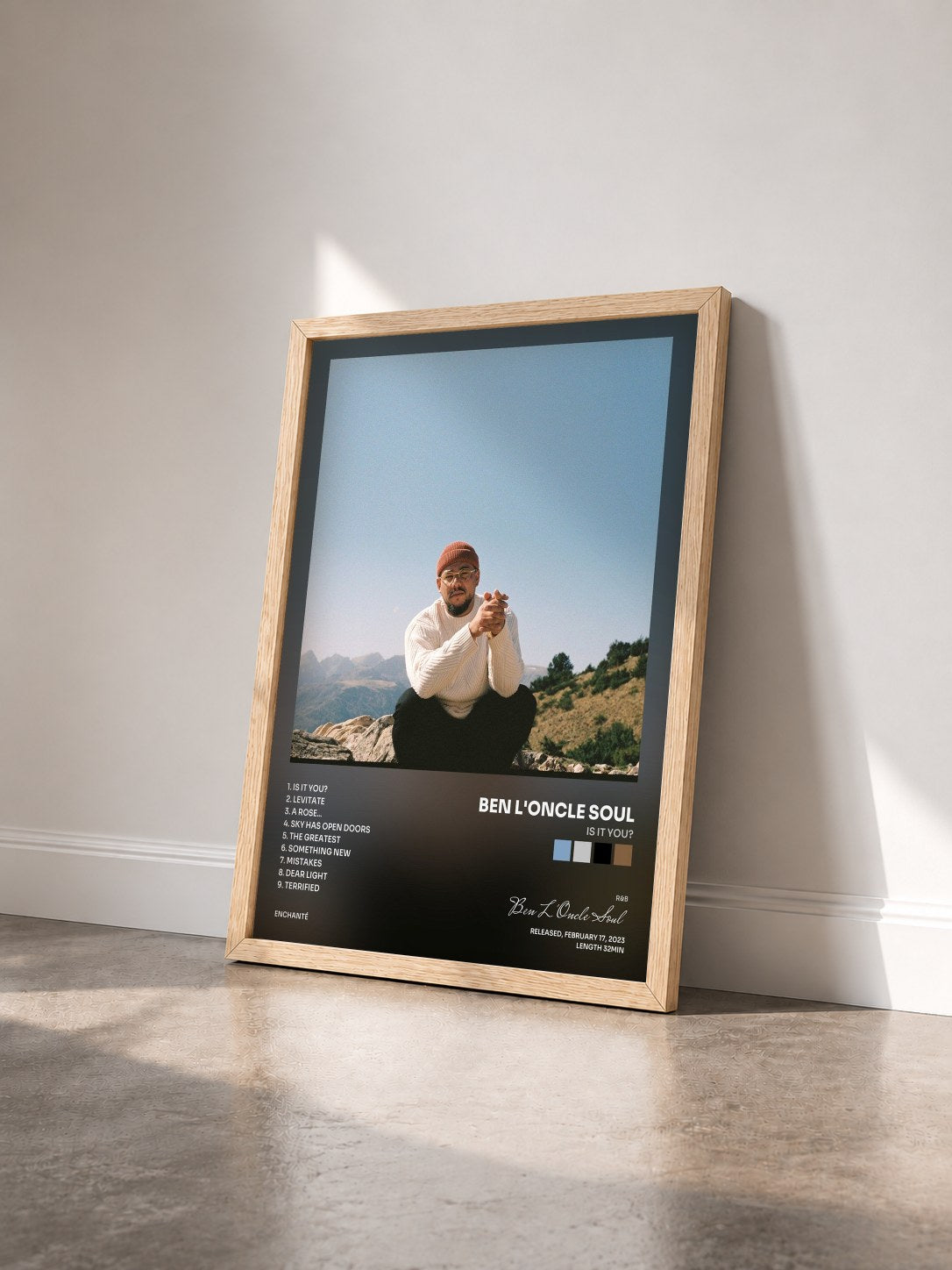#bois Tableau de l'album Is It You? de Ben L'Oncle Soul vu de trois quarts, cadre en bois brut