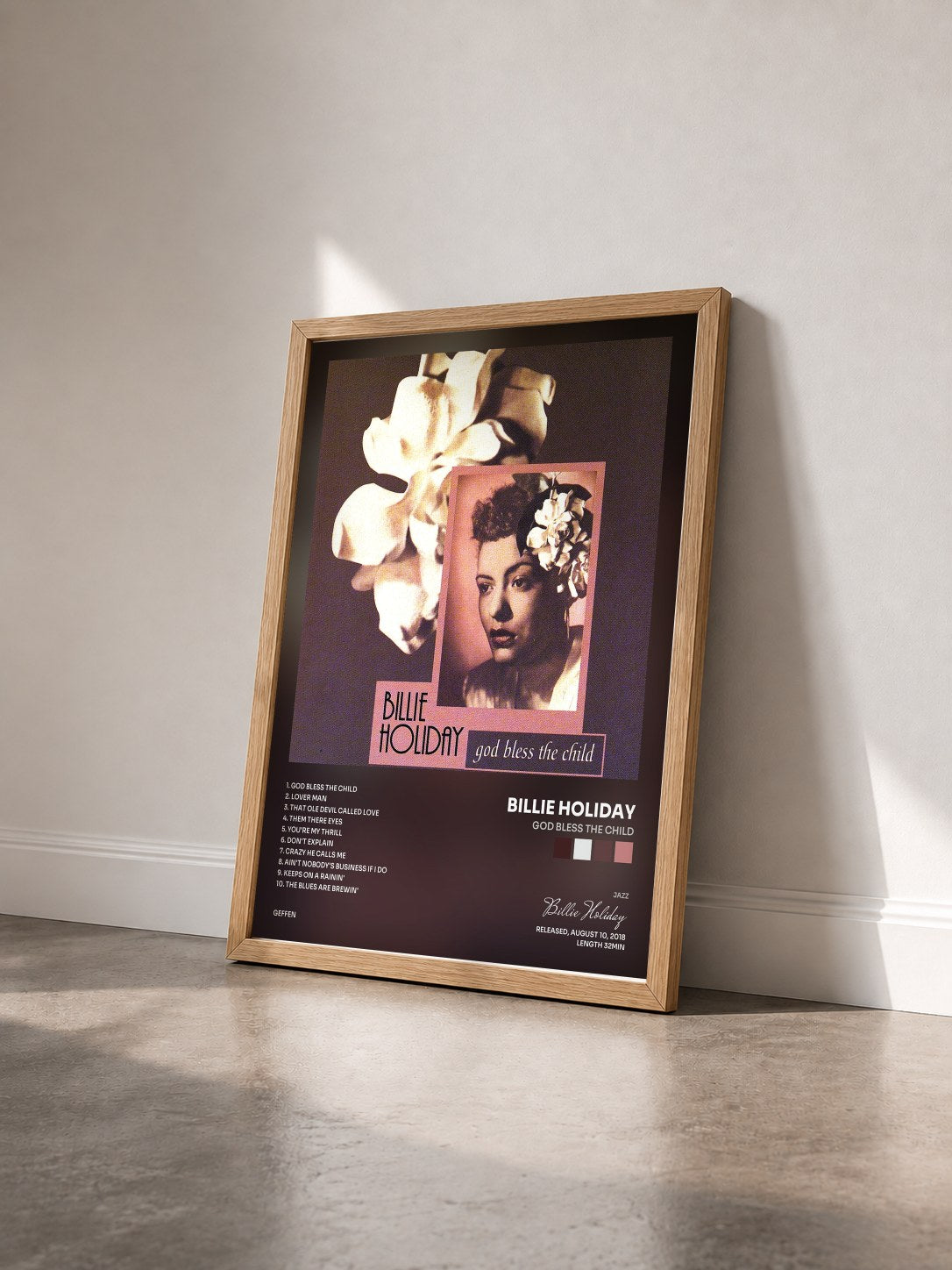 #bois Tableau de l'album God Bless The Child de Billie Holiday vu de trois quarts, cadre en bois brut