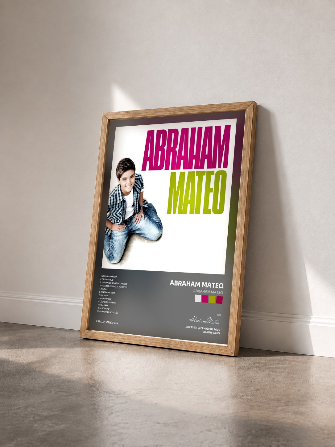 #bois Tableau de l'album Abraham Mateo de Abraham Mateo vu de trois quarts, cadre en bois brut