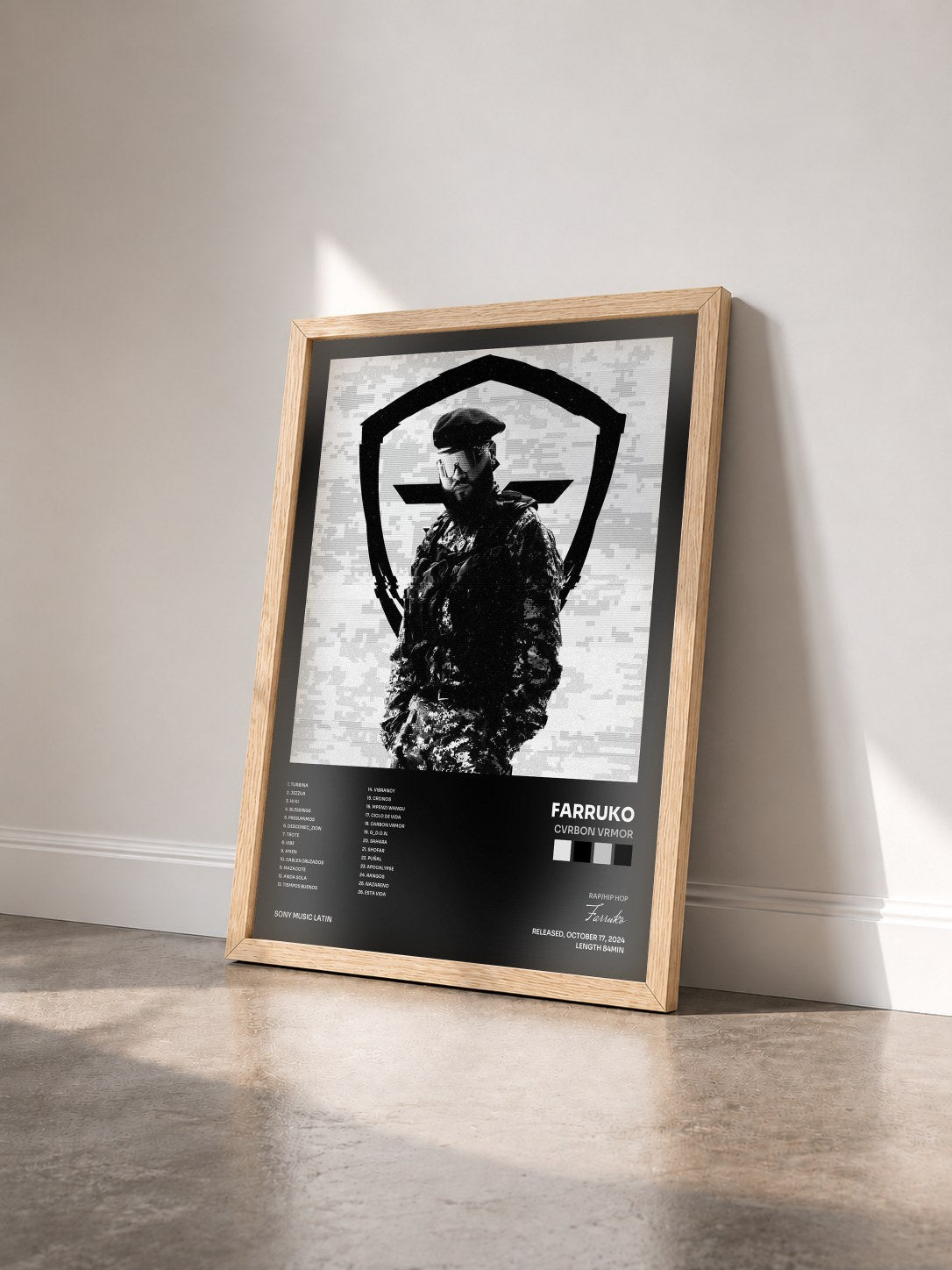 #bois Tableau de l'album CVRBON VRMOR de Farruko vu de trois quarts, cadre en bois brut