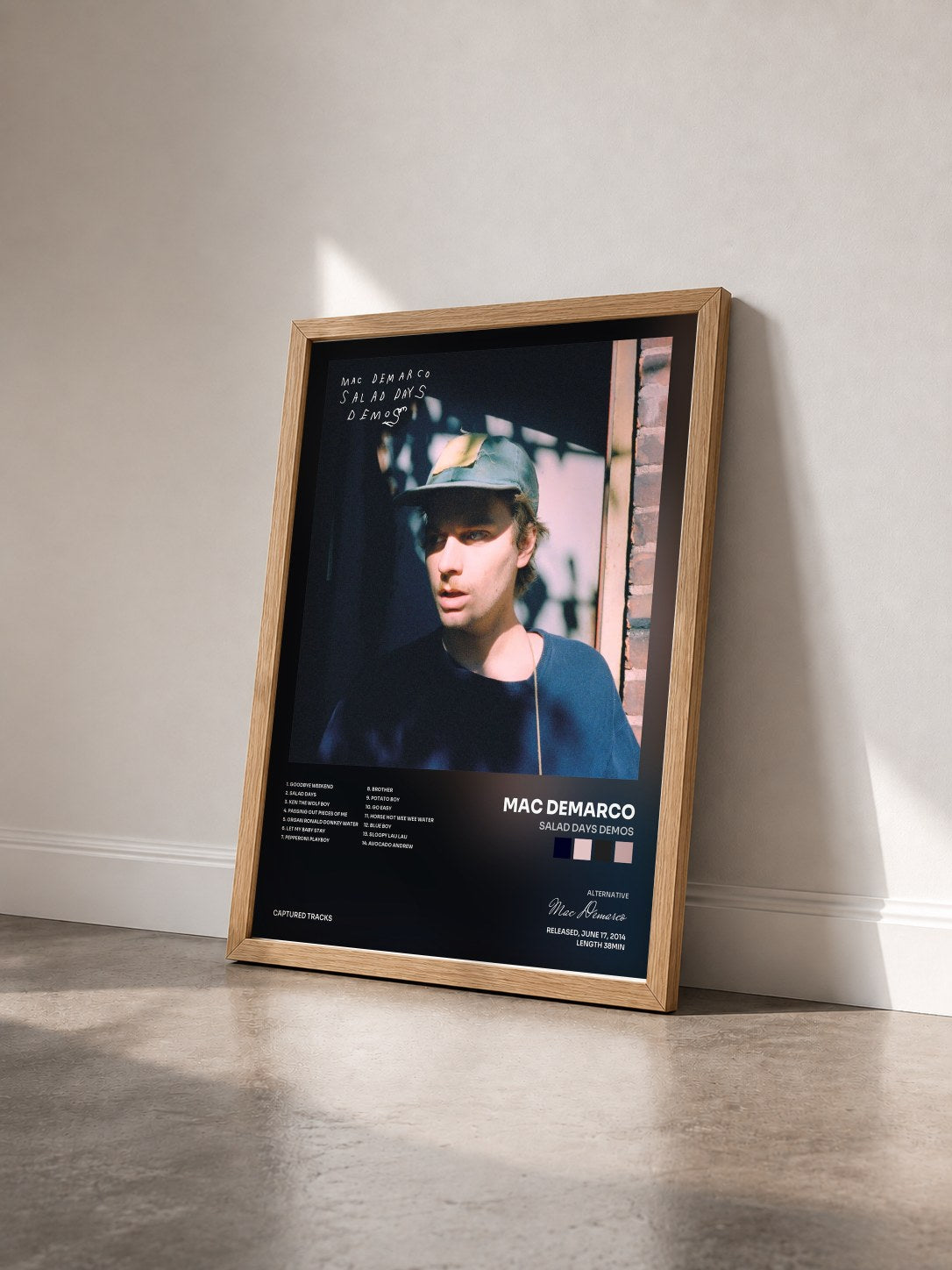 #bois Tableau de l'album Salad Days Demos de Mac Demarco vu de trois quarts, cadre en bois brut