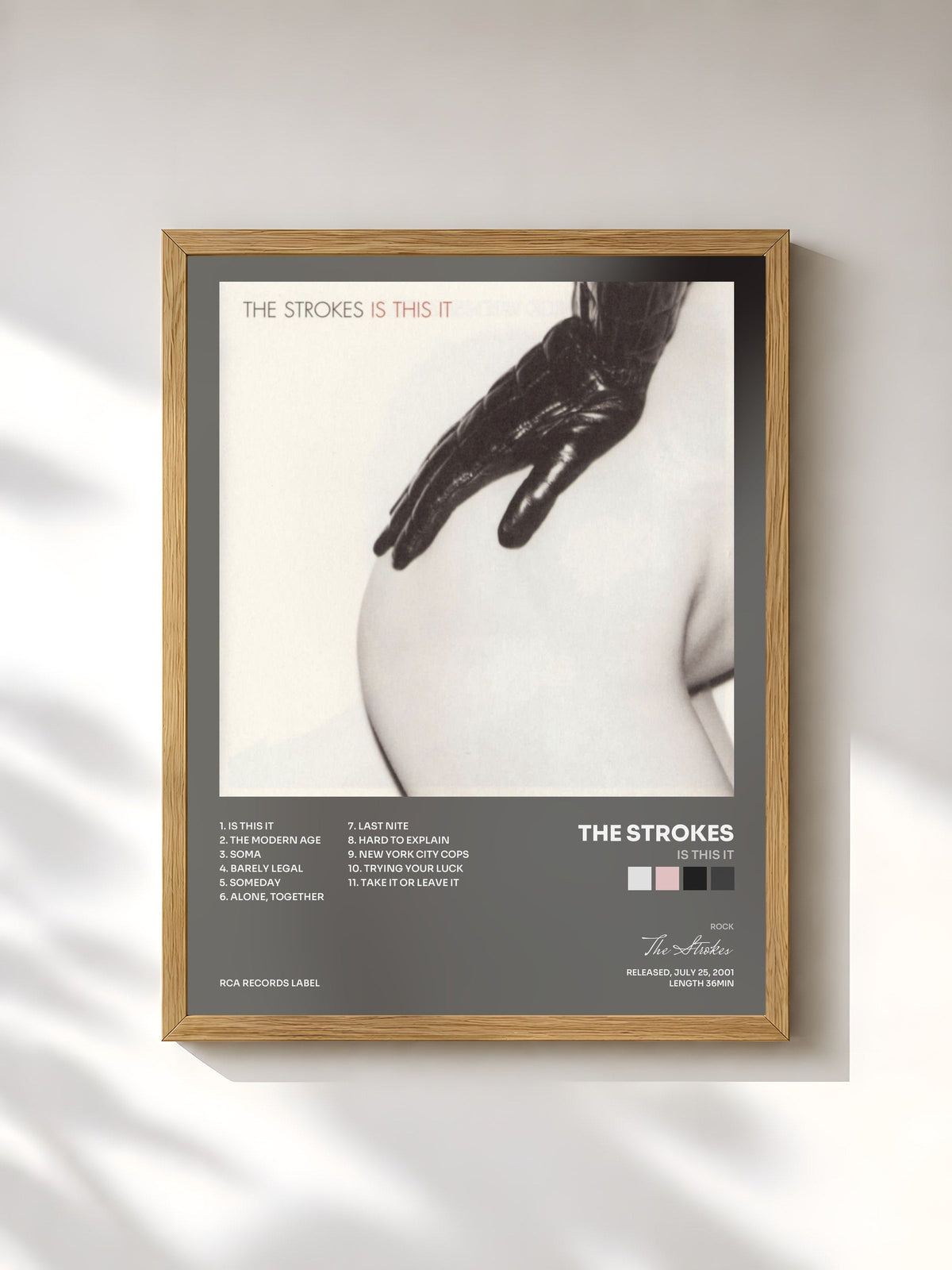#bois Tableau de l'album Is This It de The Strokes, cadre en bois brut, imprimé et encadré en France