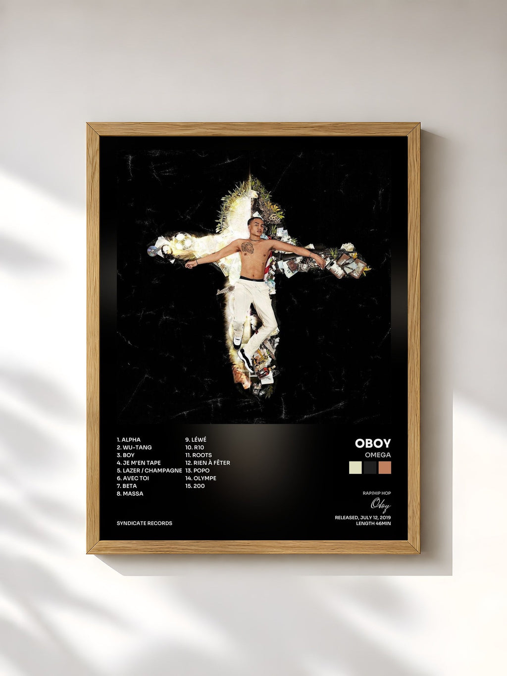 #bois Tableau de l'album OMEGA de Oboy, cadre en bois brut, imprimé et encadré en France