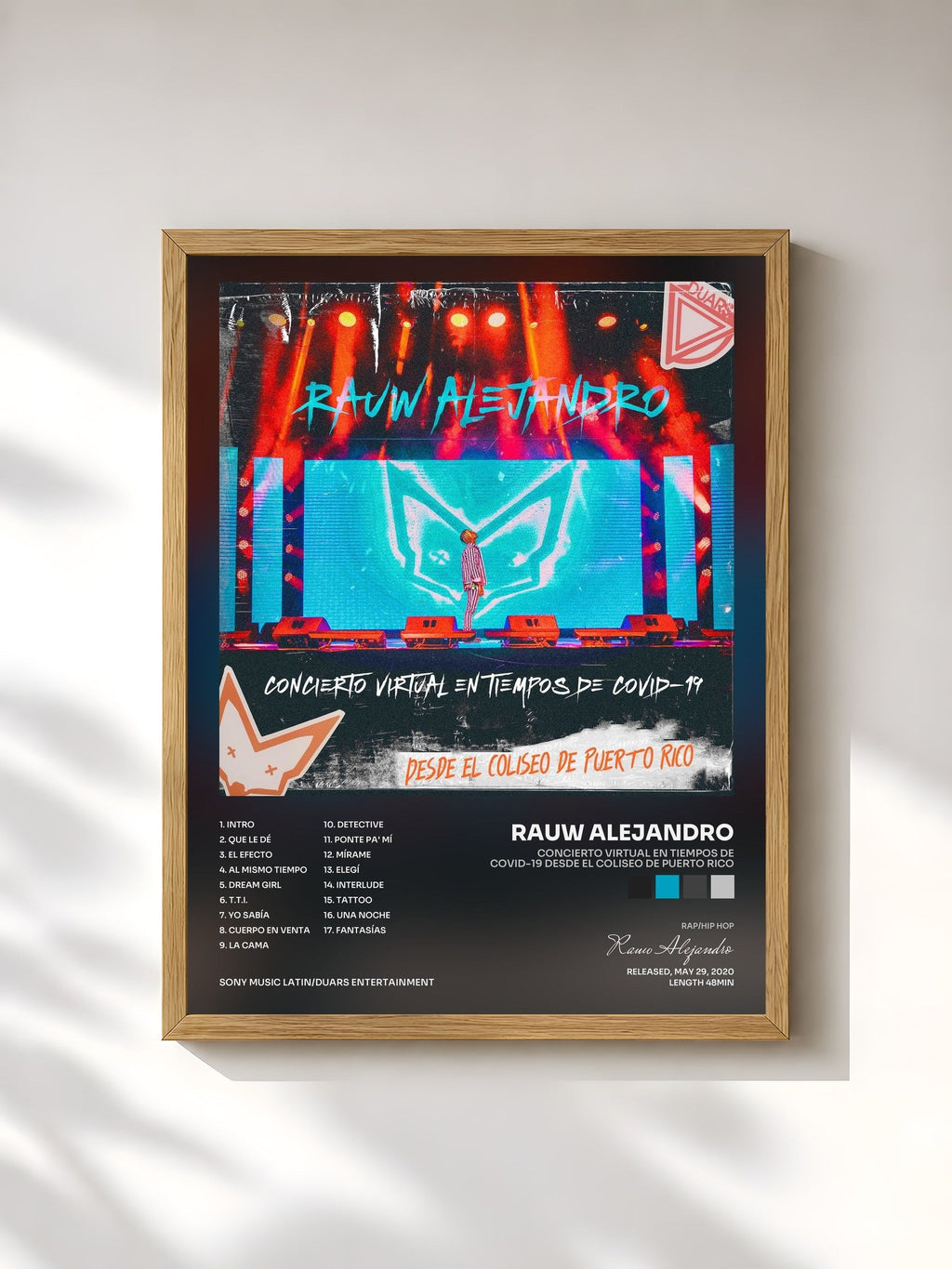 #bois Tableau de l'album Concierto Virtual en Tiempos de COVID-19 Desde el Coliseo de Puerto Rico de Rauw Alejandro, cadre en bois brut, imprimé et encadré en France