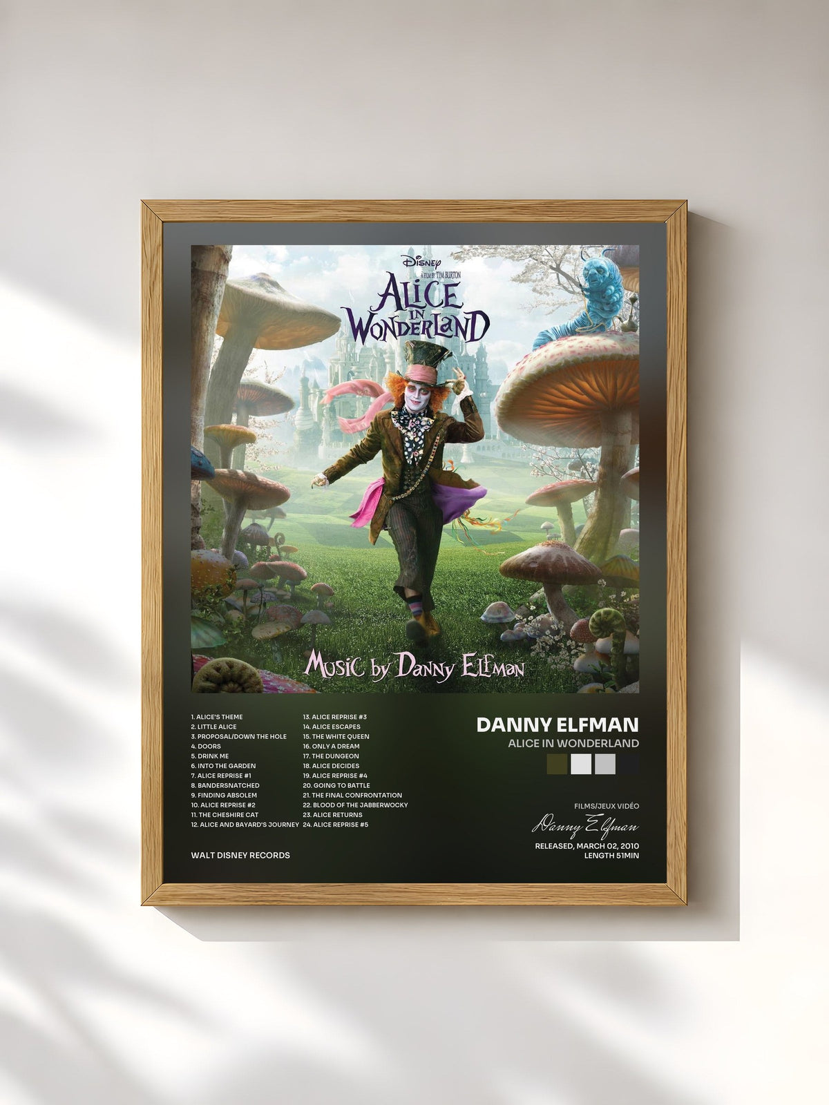 #bois Tableau de l'album Alice in Wonderland de Danny Elfman, cadre en bois brut, imprimé et encadré en France