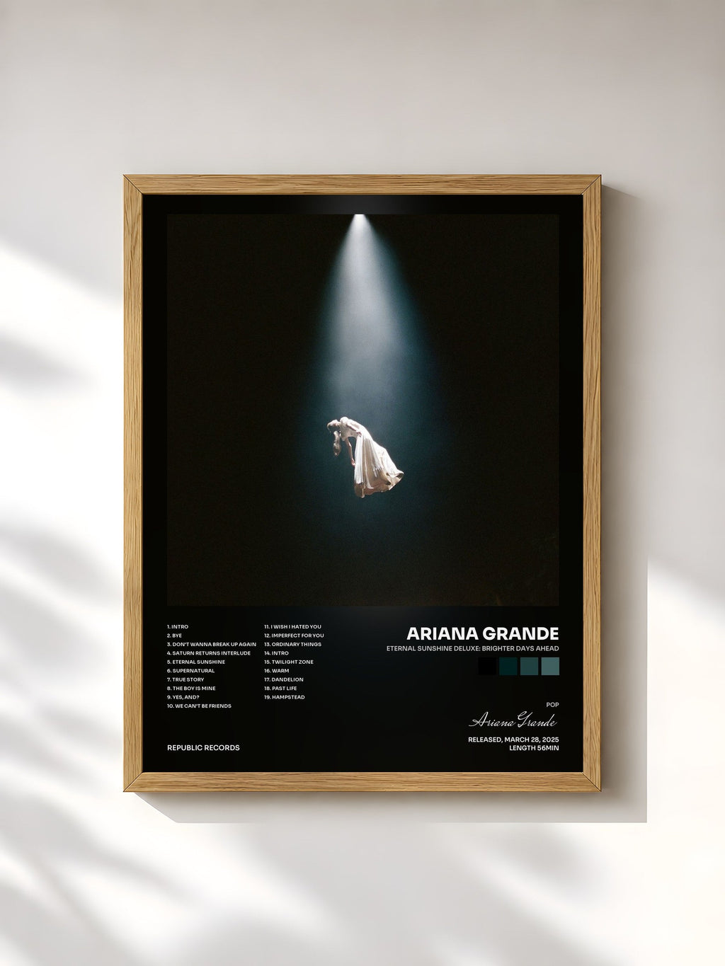 #bois Tableau de l'album eternal sunshine deluxe: brighter days ahead de Ariana Grande, cadre en bois brut, imprimé et encadré en France